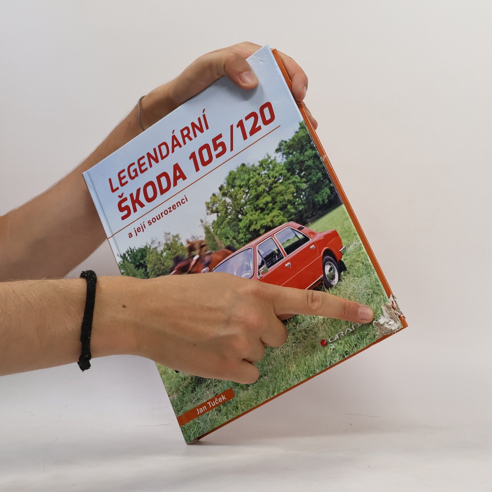 Jan Tuček Legendární Škoda 105/120 a její sourozenci
