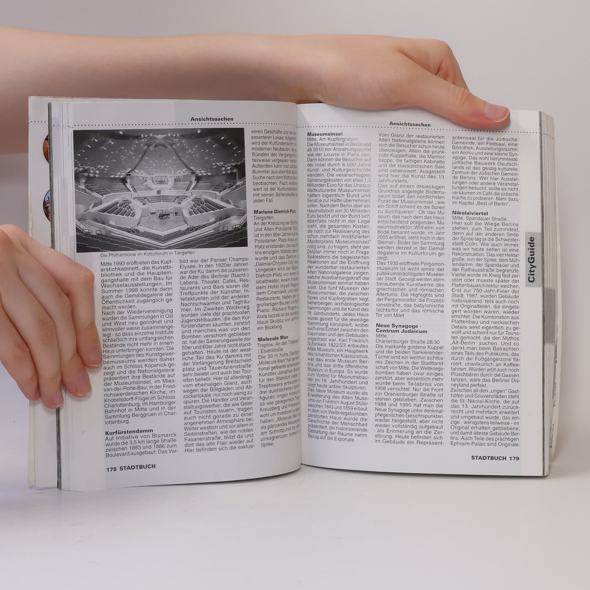 Collectif d'auteurs Stadtbuch Berlin