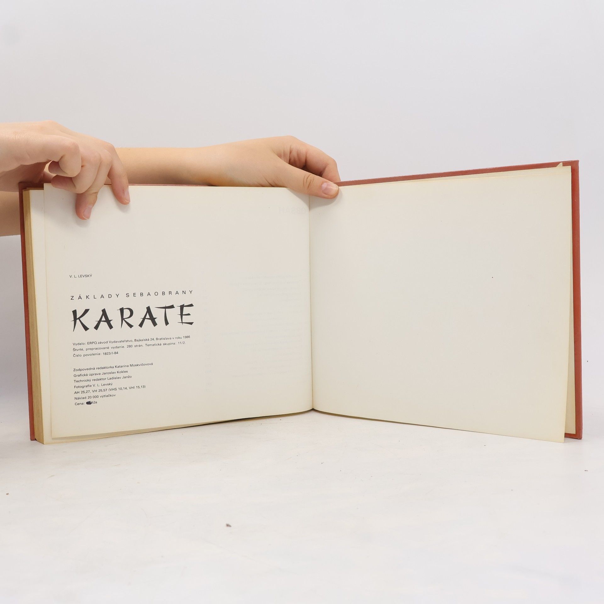 Vojtech L. Levský Základy sebaobrany: Karate