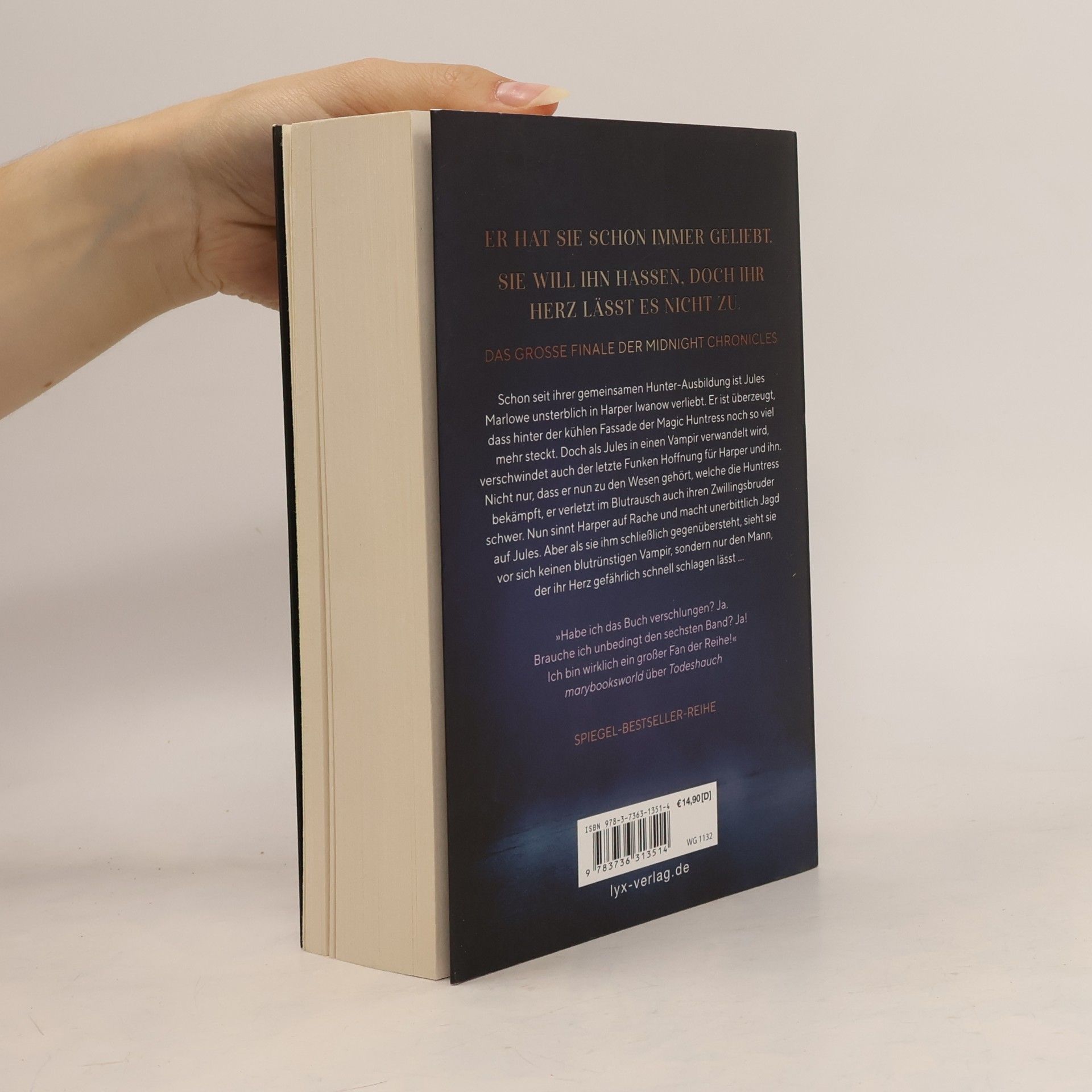 Laura Kneidl Midnight Chronicles