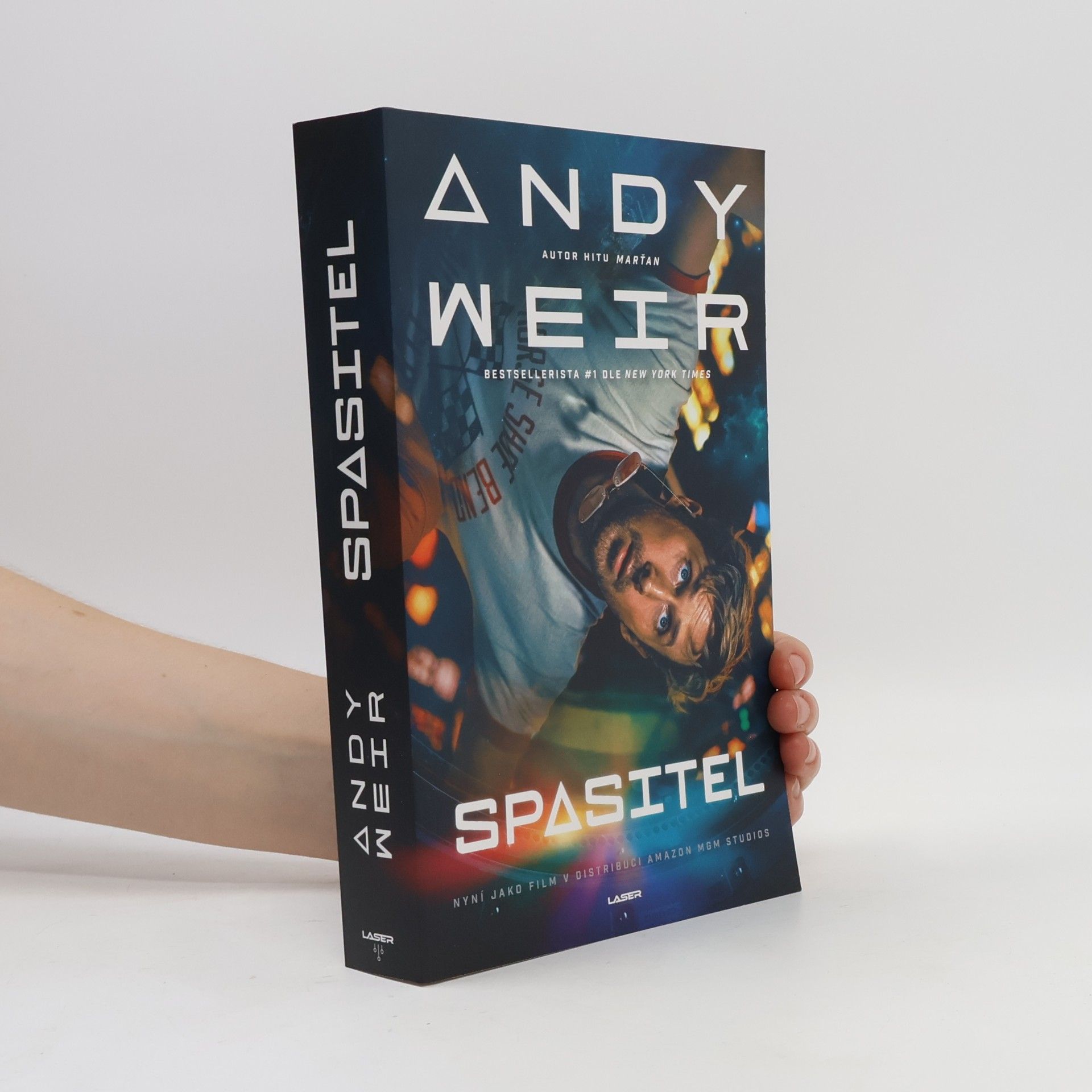Andy Weir Spasitel
