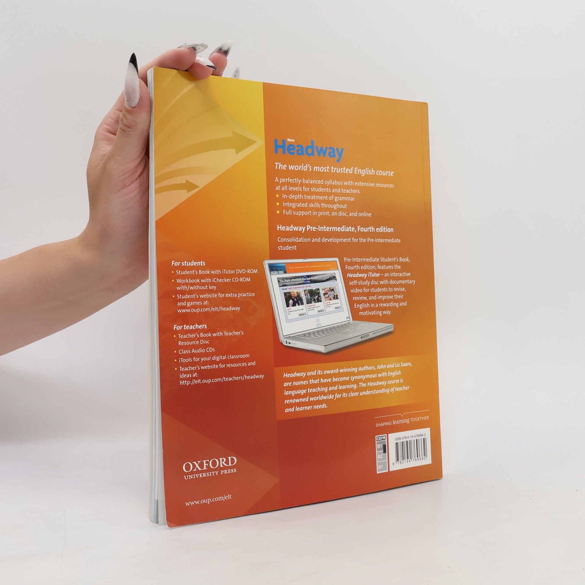 John Soars New Headway pre-intermediate. Student's book