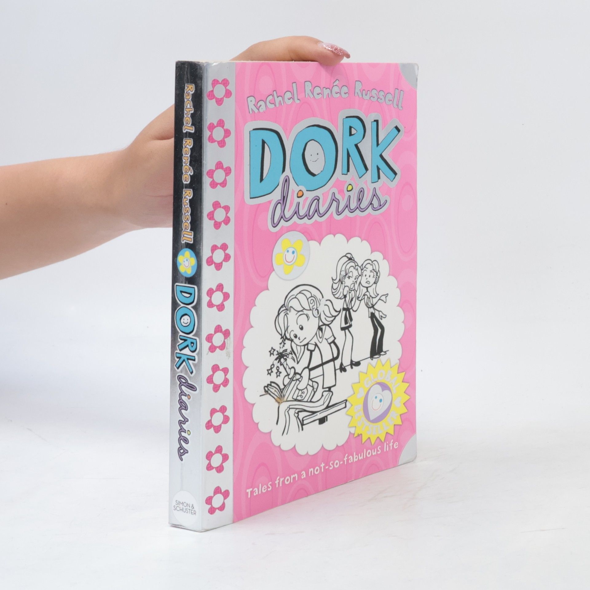 Dork Diaries 1. Tales From a Not-So-Fabulous Life