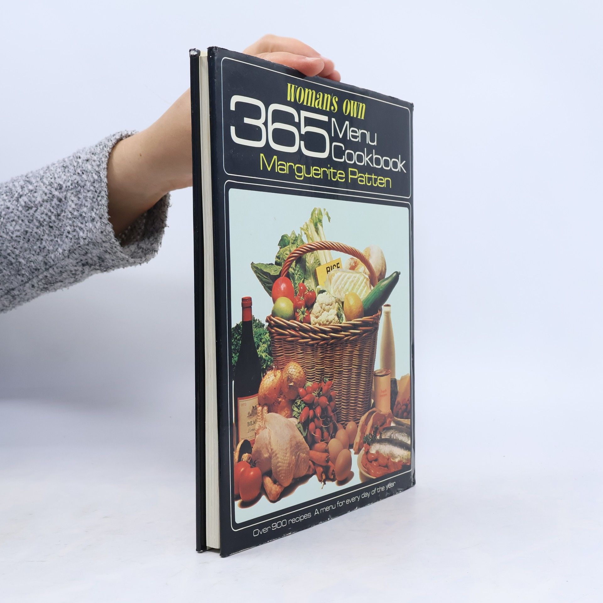 Marguerite Patten 'Woman's Own' 365 Menu Cookbook