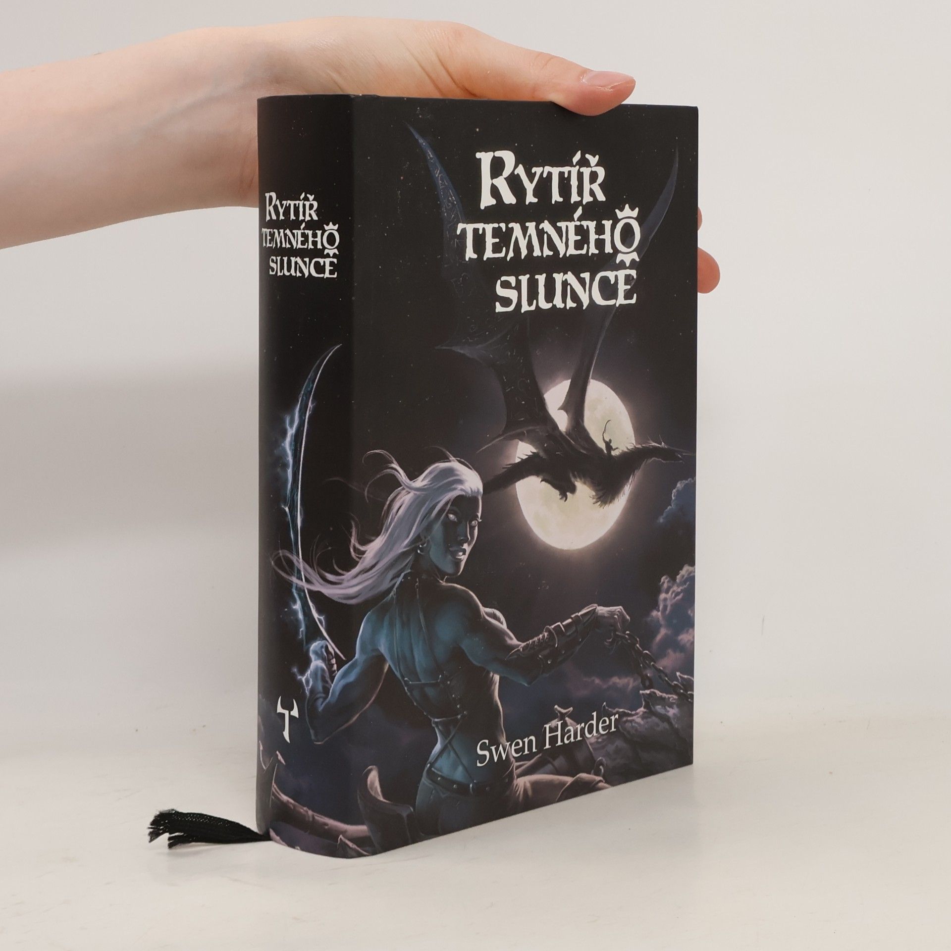 Swen Harder Rytíř temného slunce