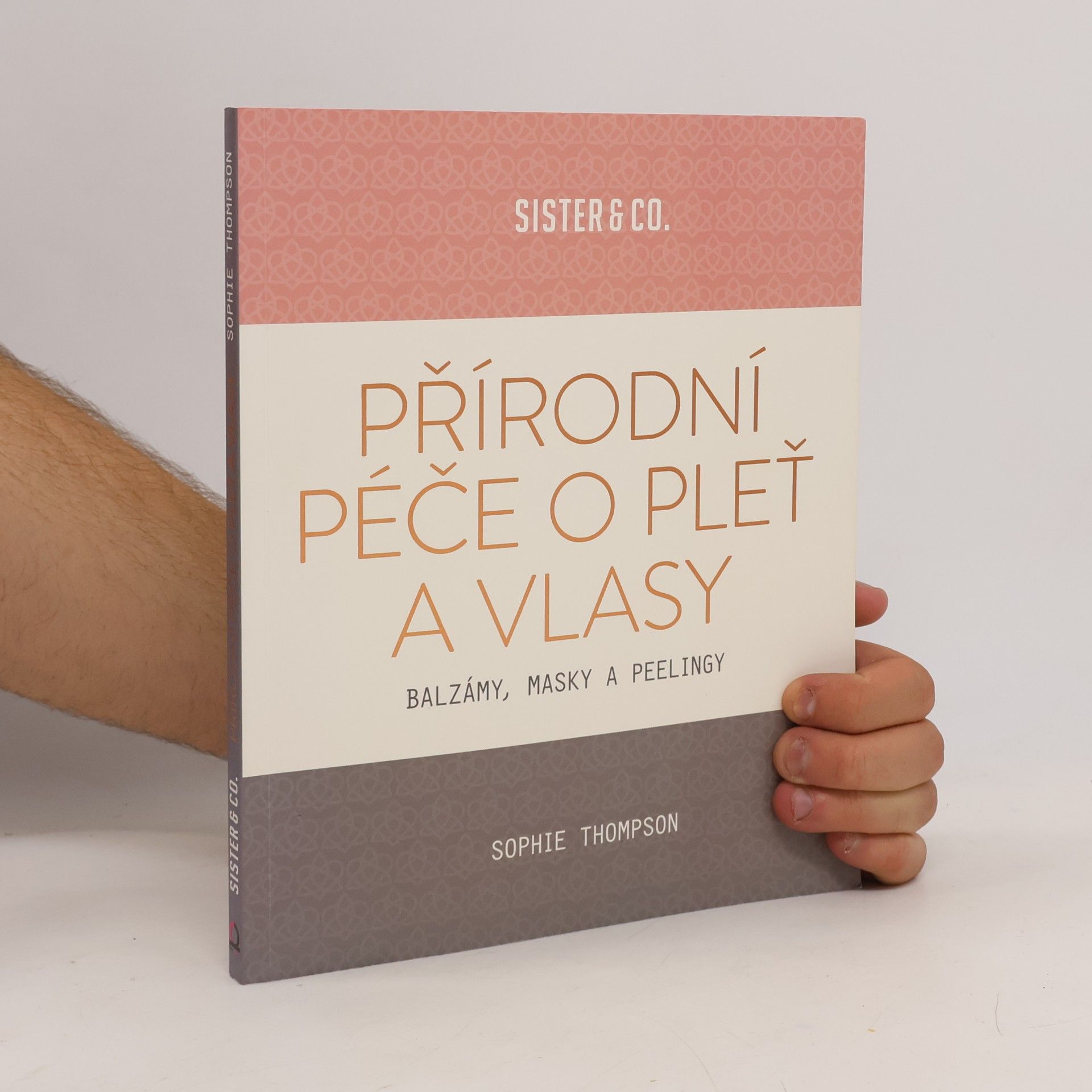 Sophie Thompson Přírodní péče o pleť a vlasy