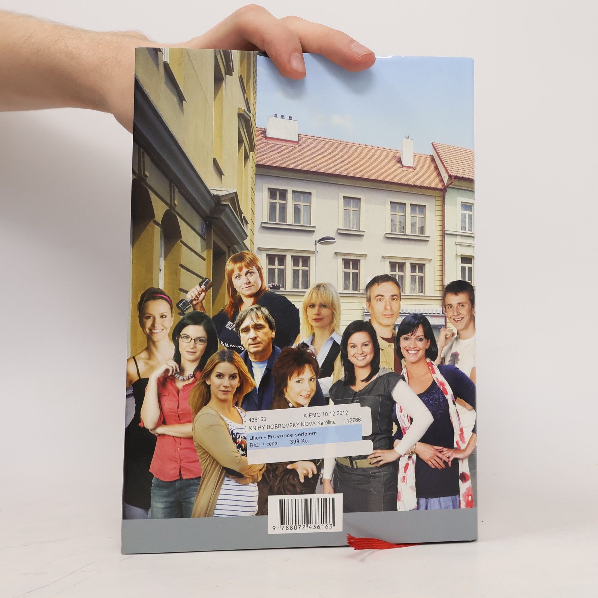 Alena Šloufová Ulice. Průvodce seriálem