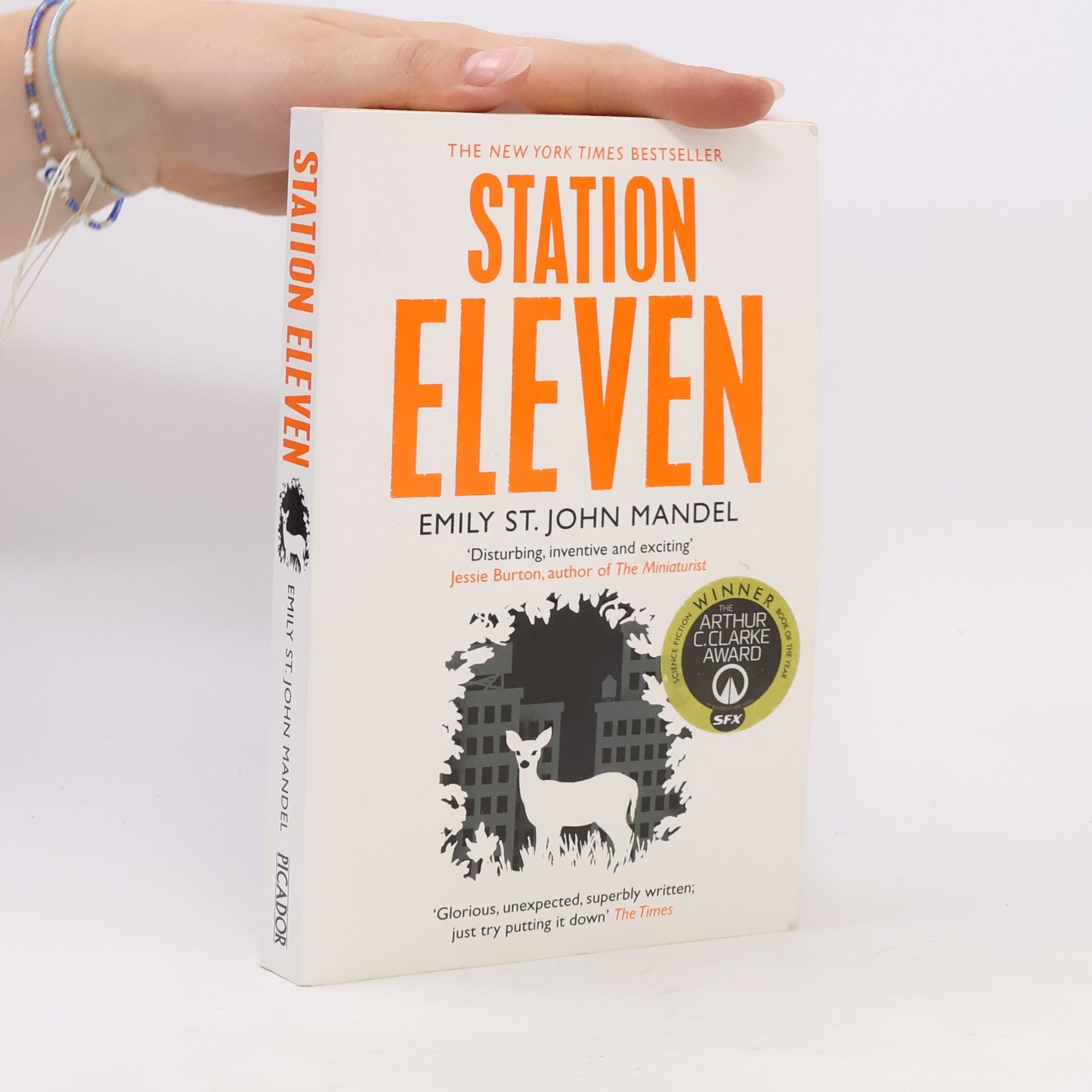Emily St. John Mandel Station eleven