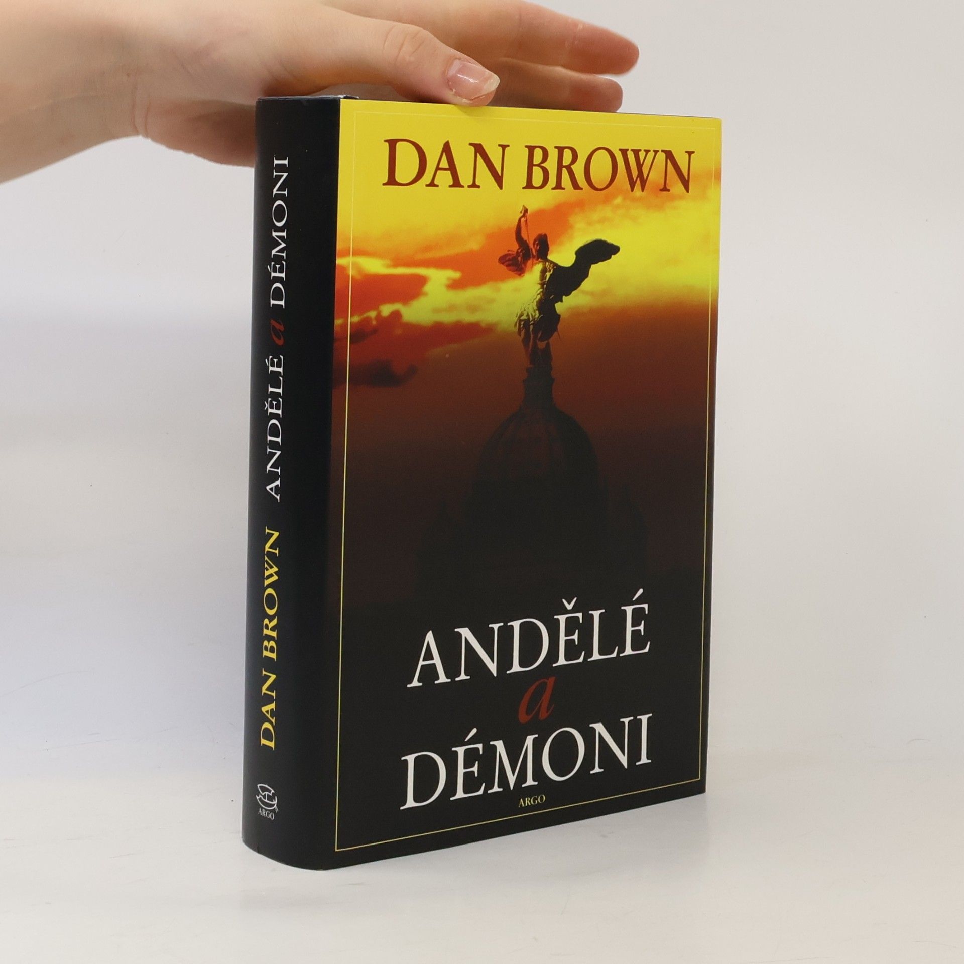 Dan Brown Andělé a démoni