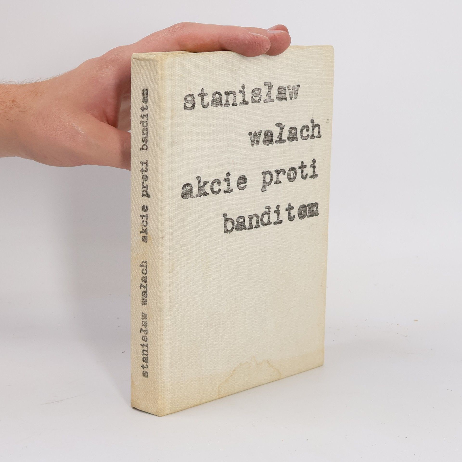 Stanislaw Walach Akcie proti banditom