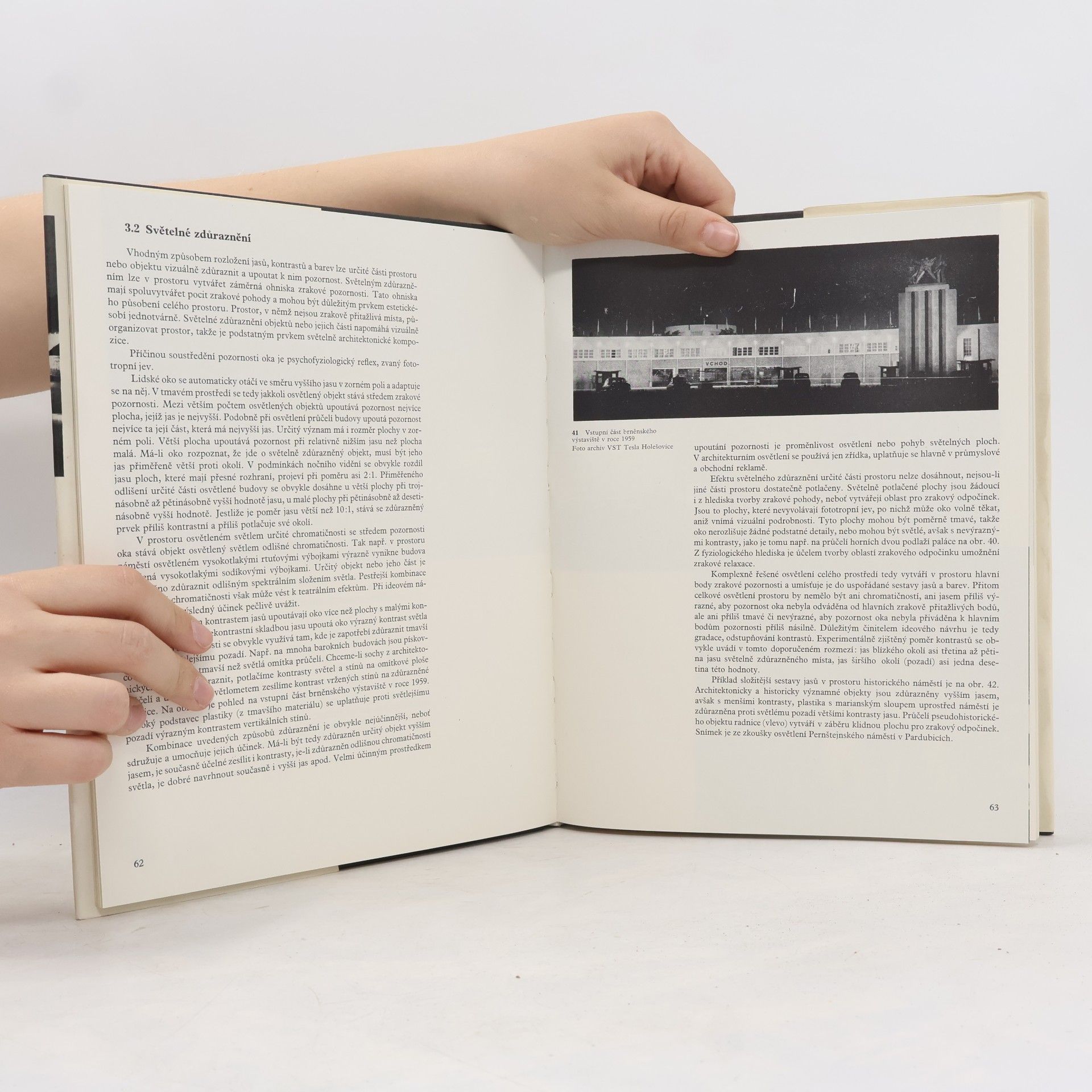 Ladislav Monzer Venkovní osvětlení architektur
