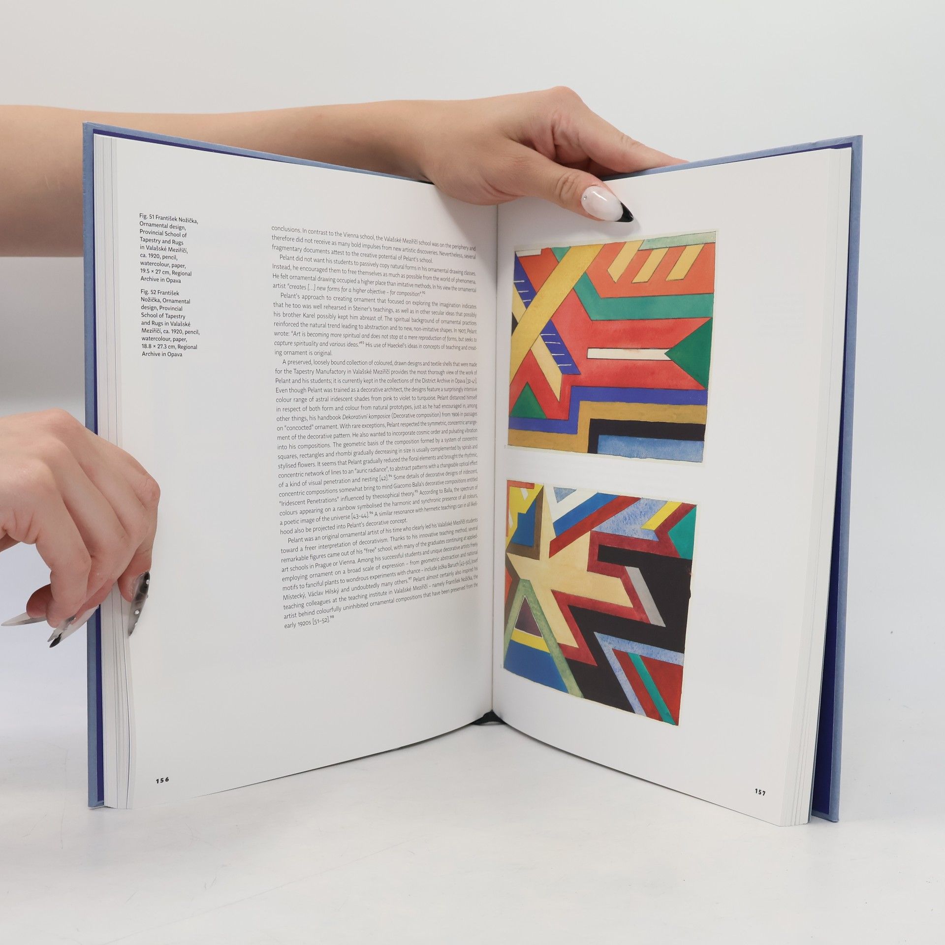 Lada Hubatová Vacková Silent revolutions in ornament : studies in applied arts and crafts from 1880-1930