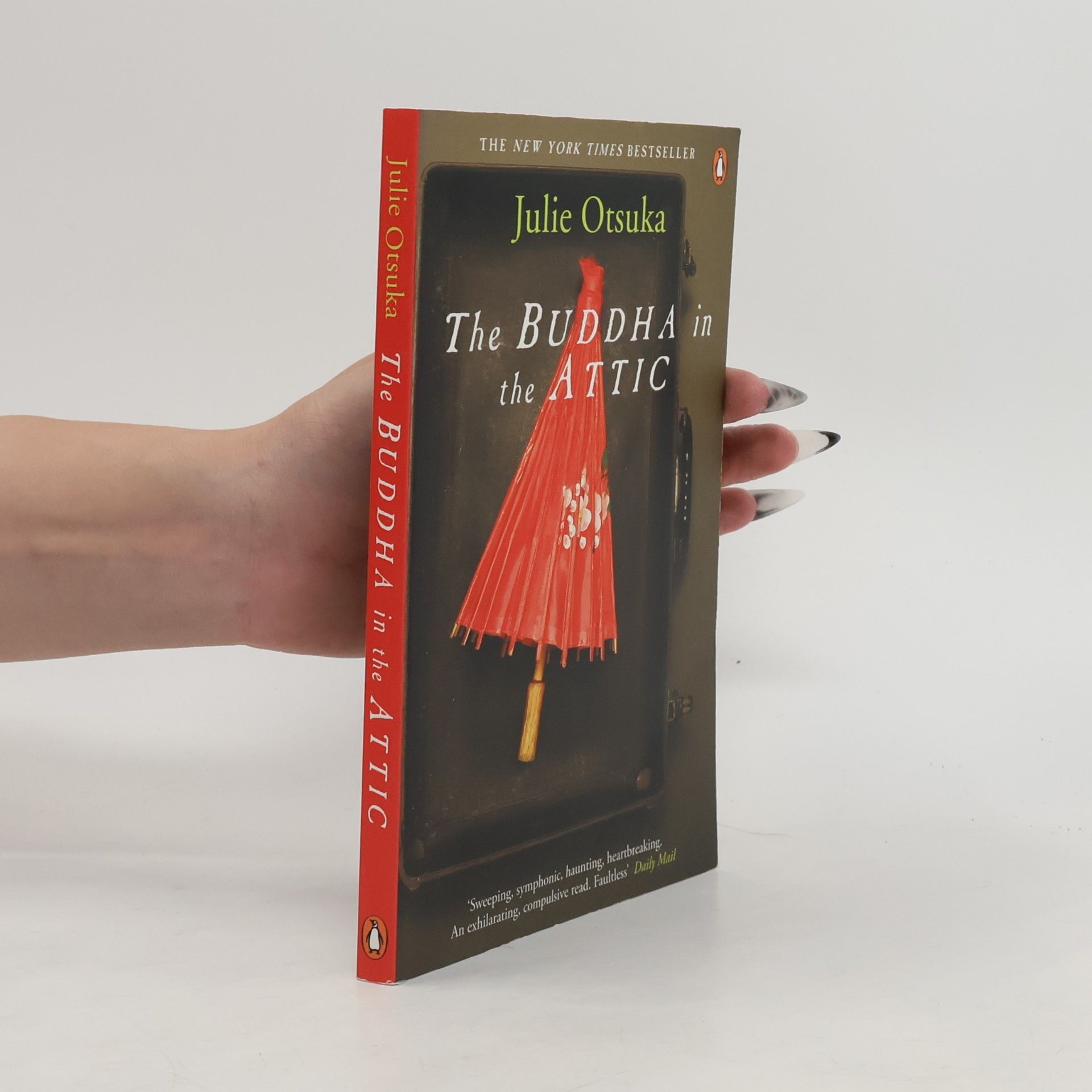 Julie Otsuka The Buddha in the attic