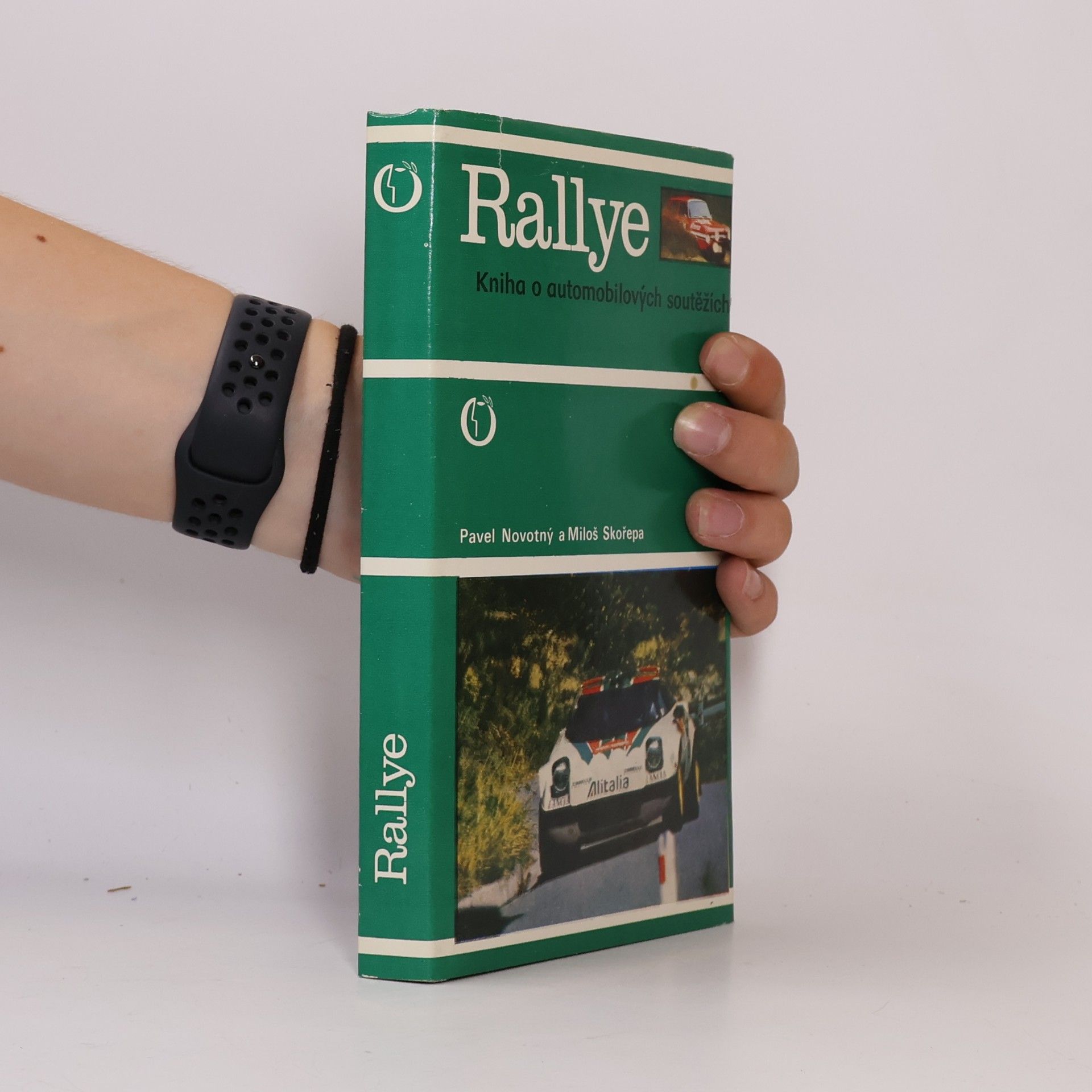 Rallye. Kniha o automobilových soutěžích
