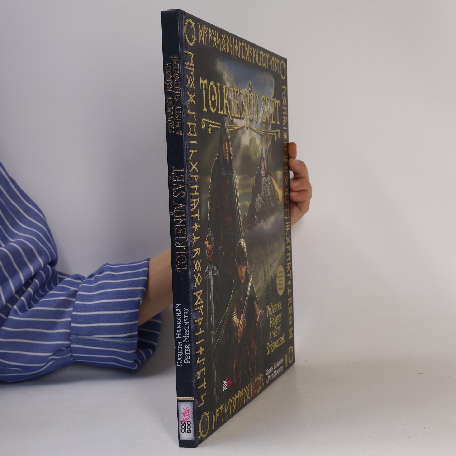 Gareth Ryder Hanrahan Tolkienův svět: Národy a místa Středozemě