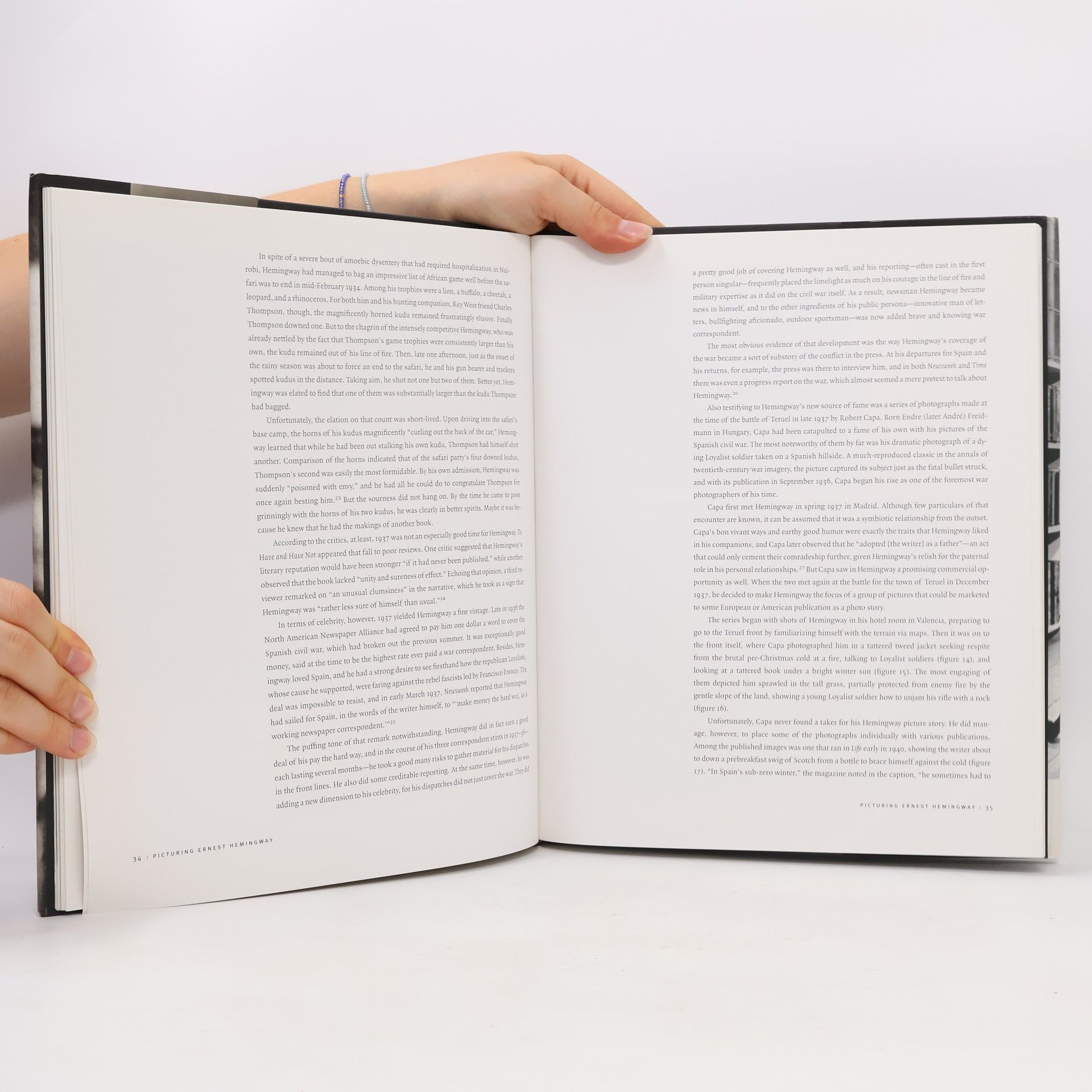Frederick Voss Picturing Hemingway: A Writer in His Time