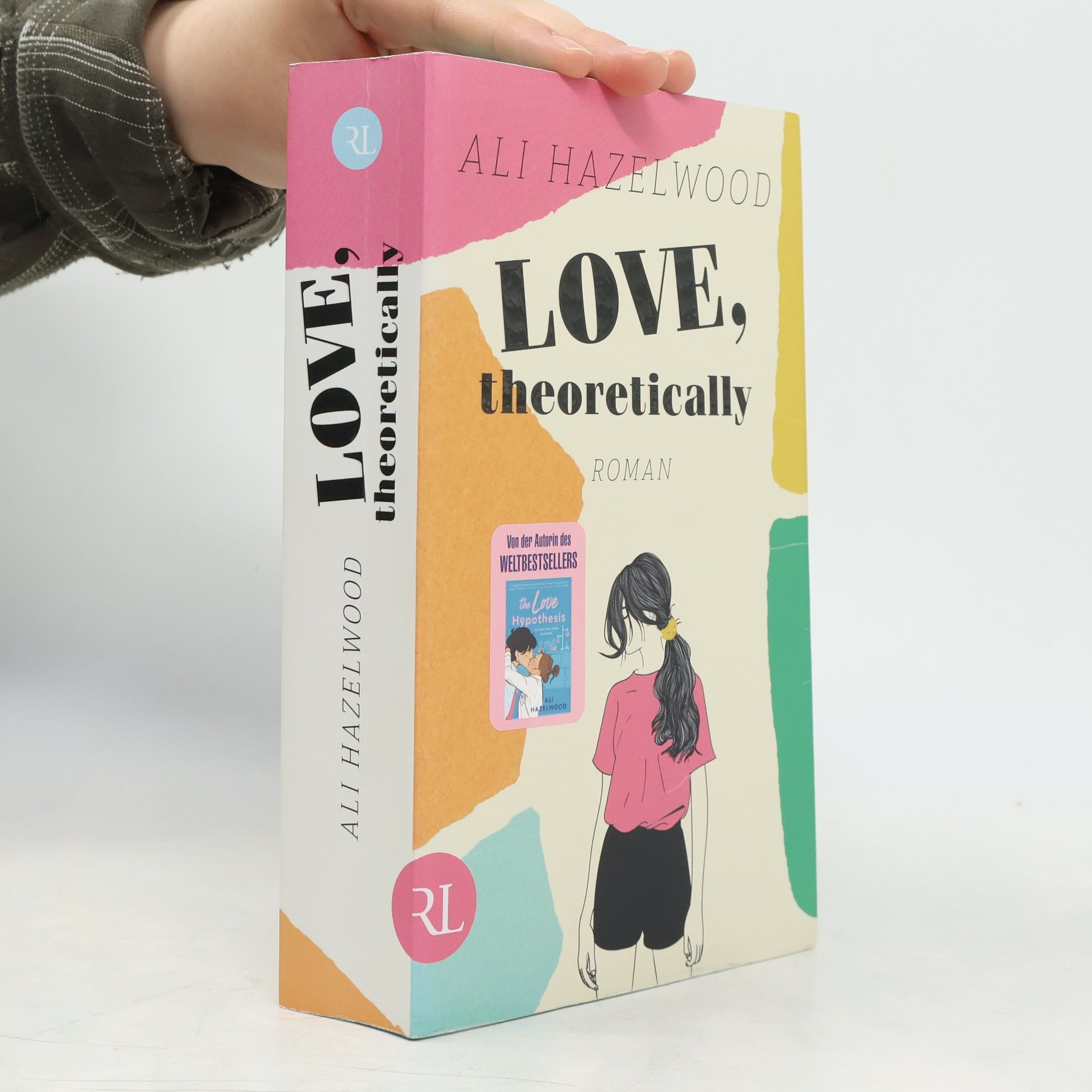 Ali Hazelwood Love, theoretically