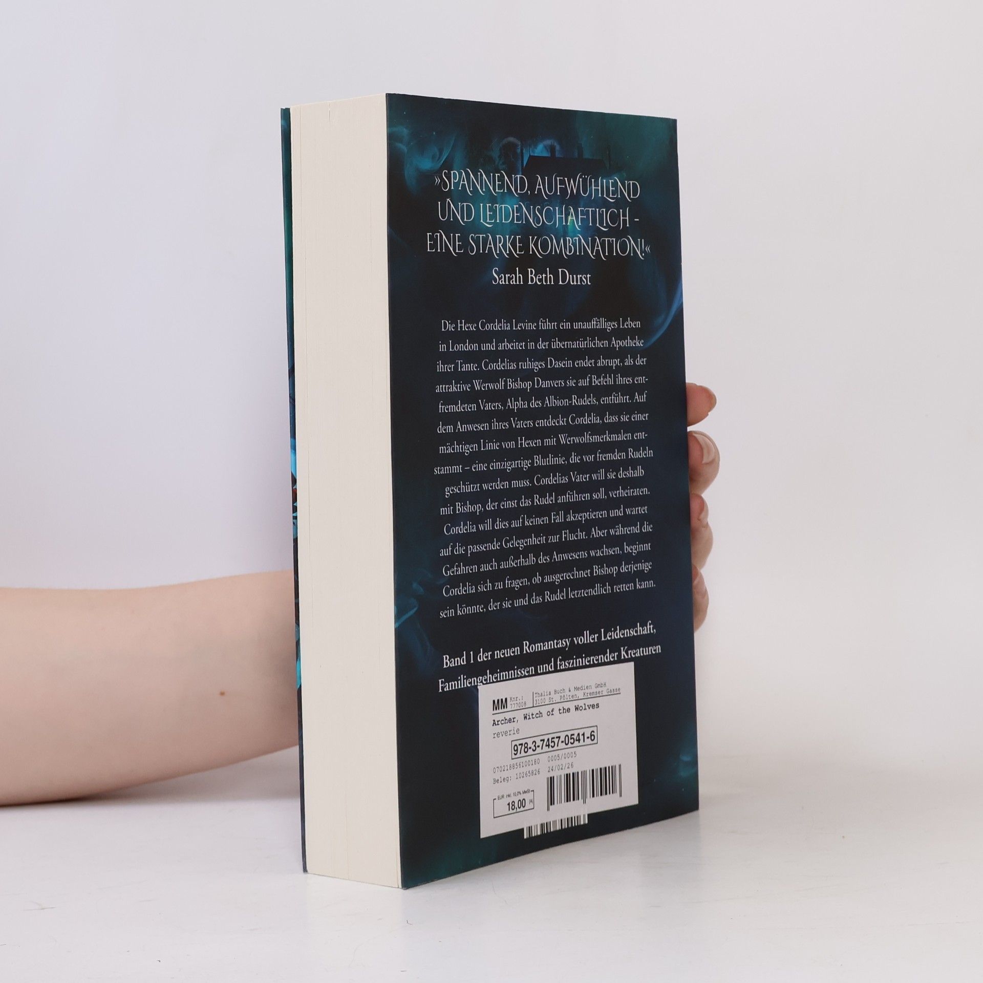 Kaylee Archer Halbmond Erbe: Witch of the Wolves