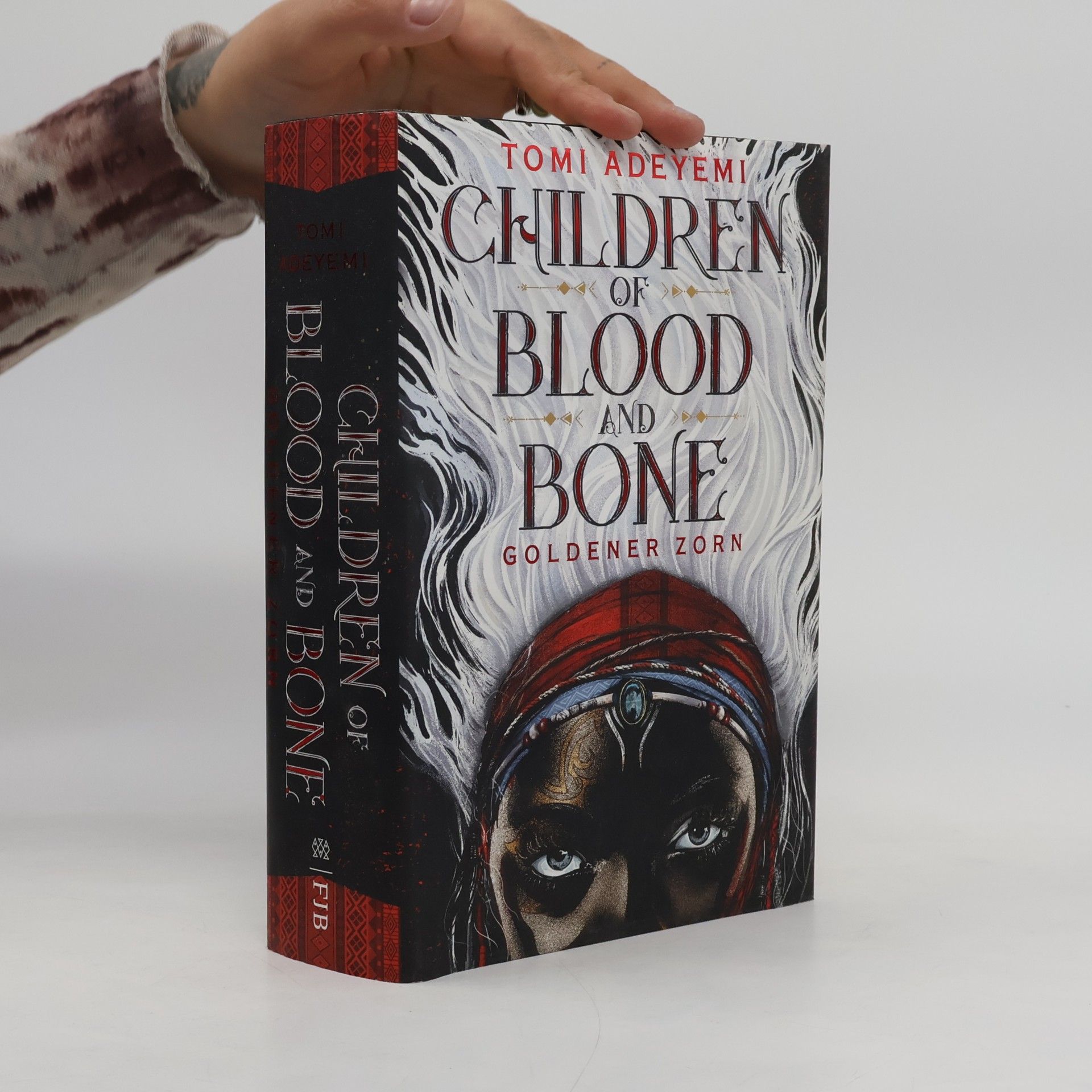 Tomi Adeyemi Children of Blood and Bone. Goldener Zorn