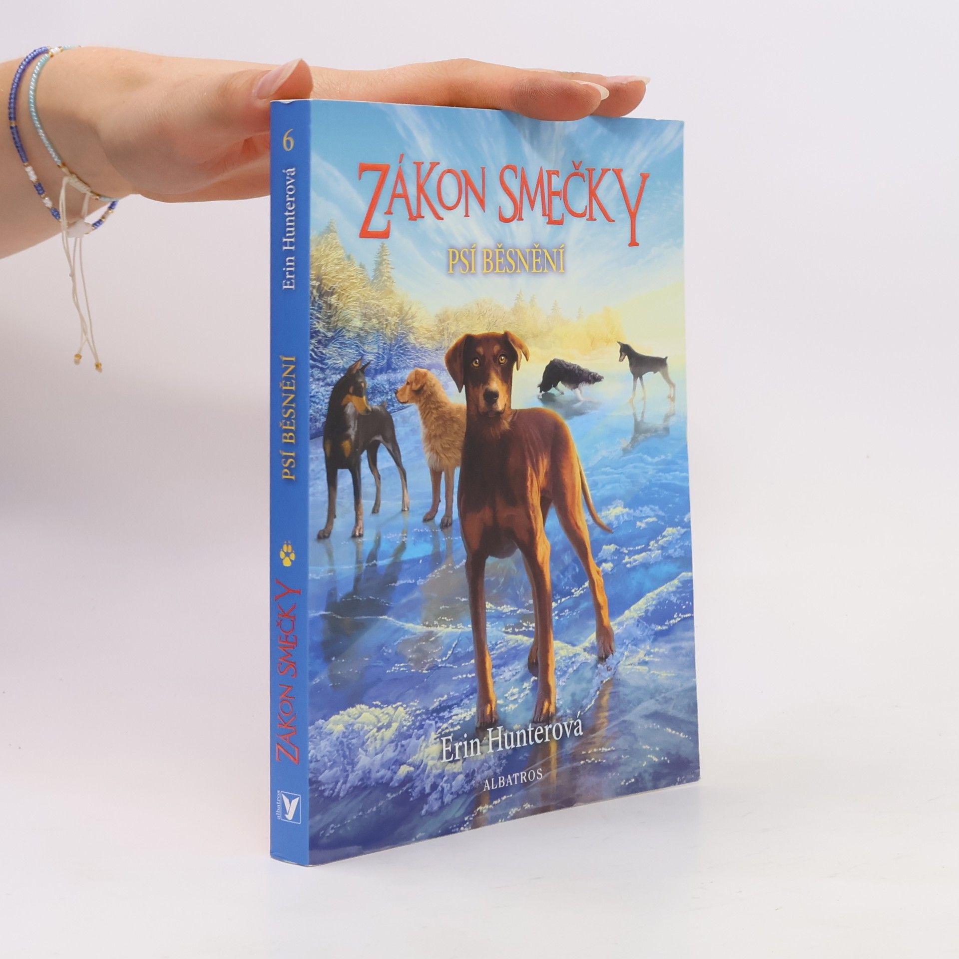 Erin Hunter Psí běsnění. Zákon smečky