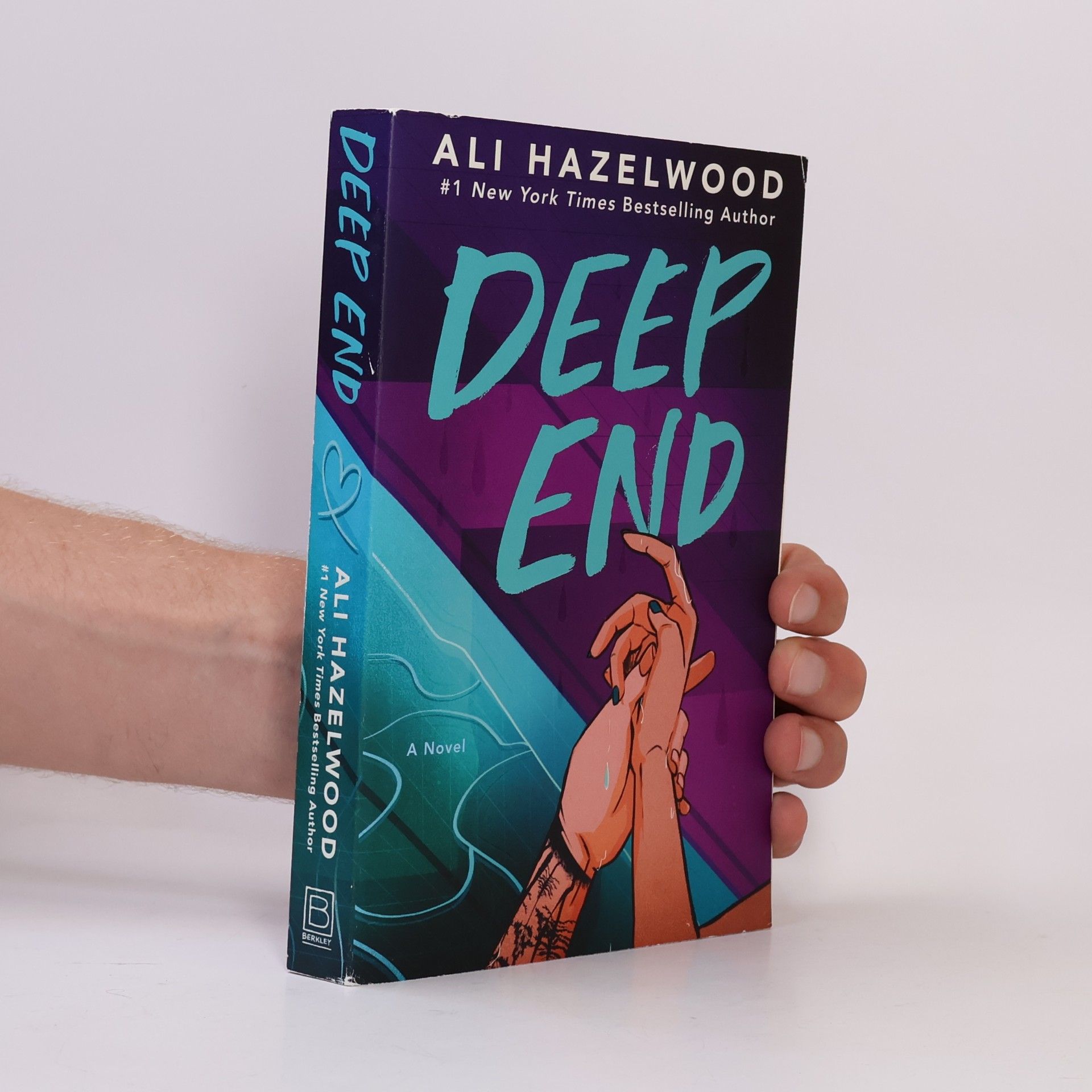 Ali Hazelwood Deep End