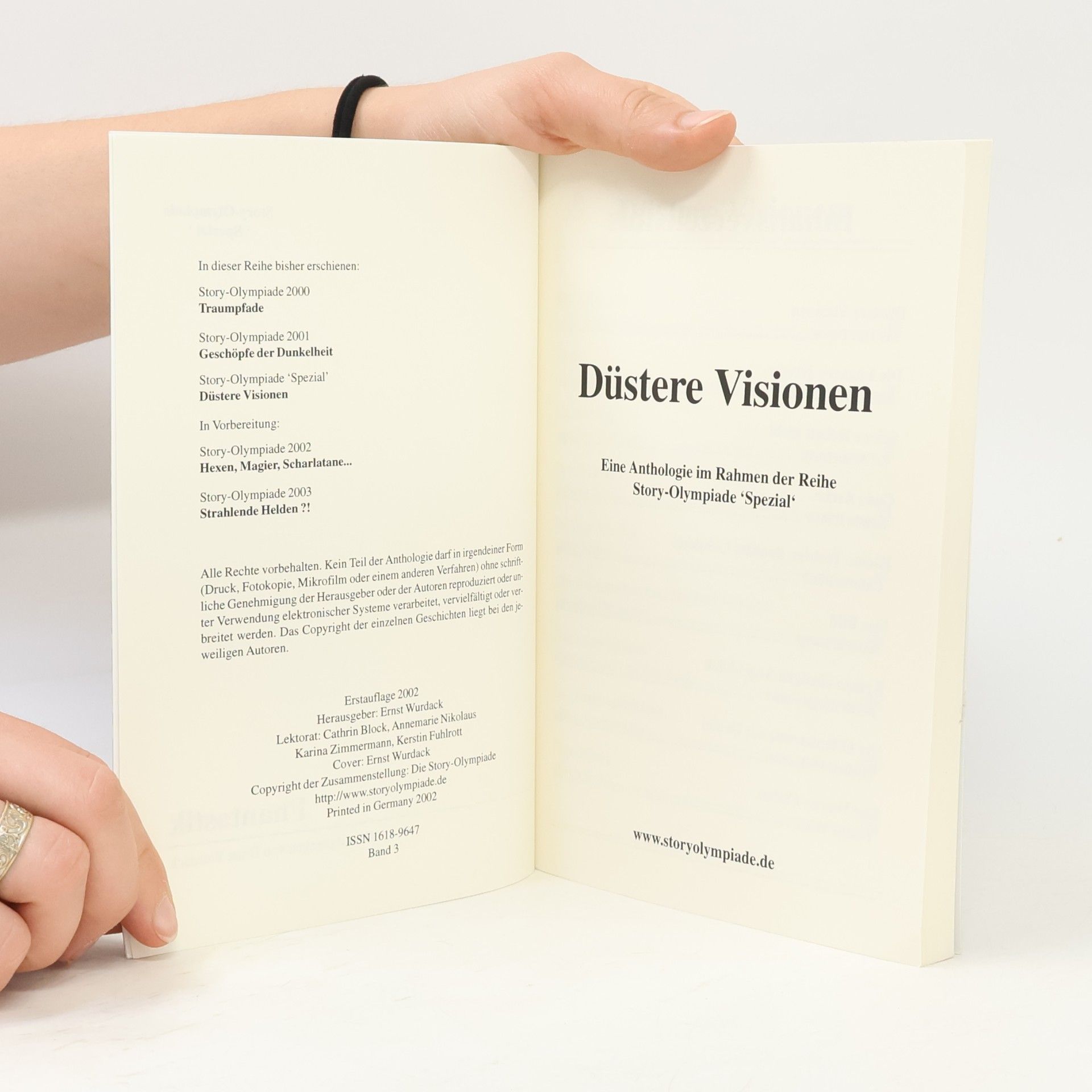 Collectif d'auteurs Düstere Visionen