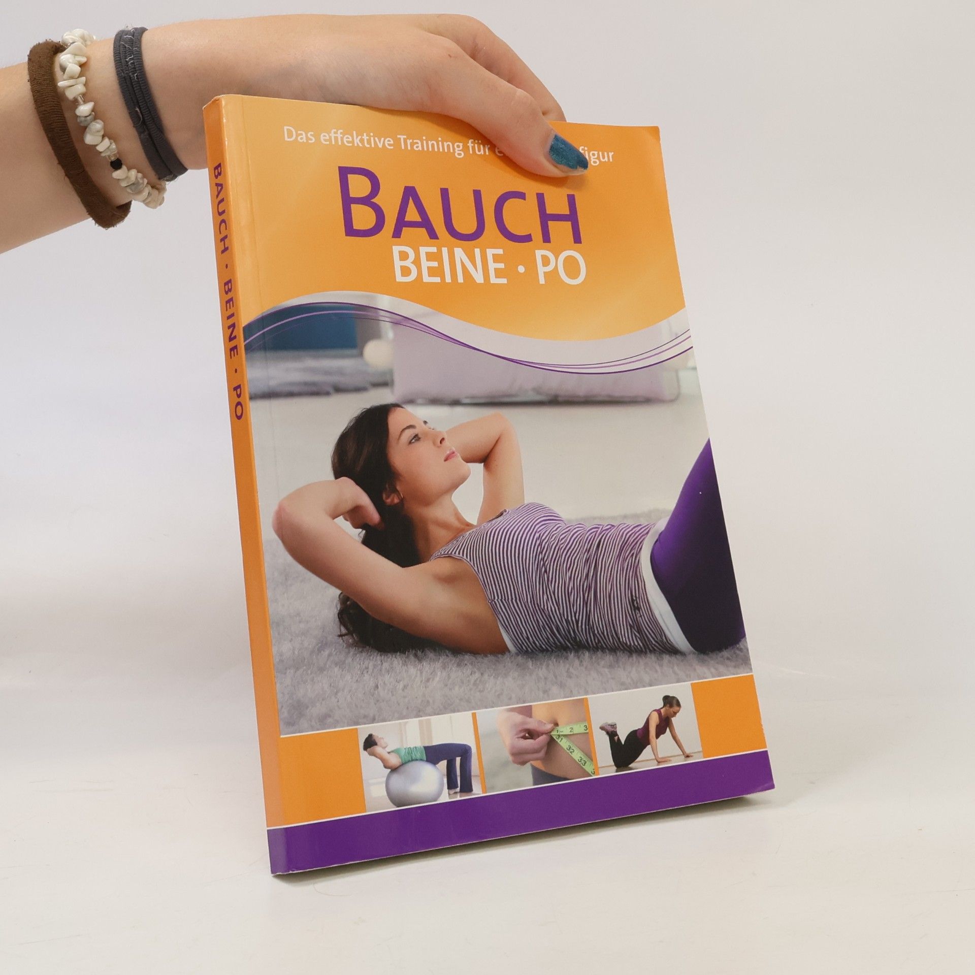 Christa G. Traczinski Bauch, Beine, Po