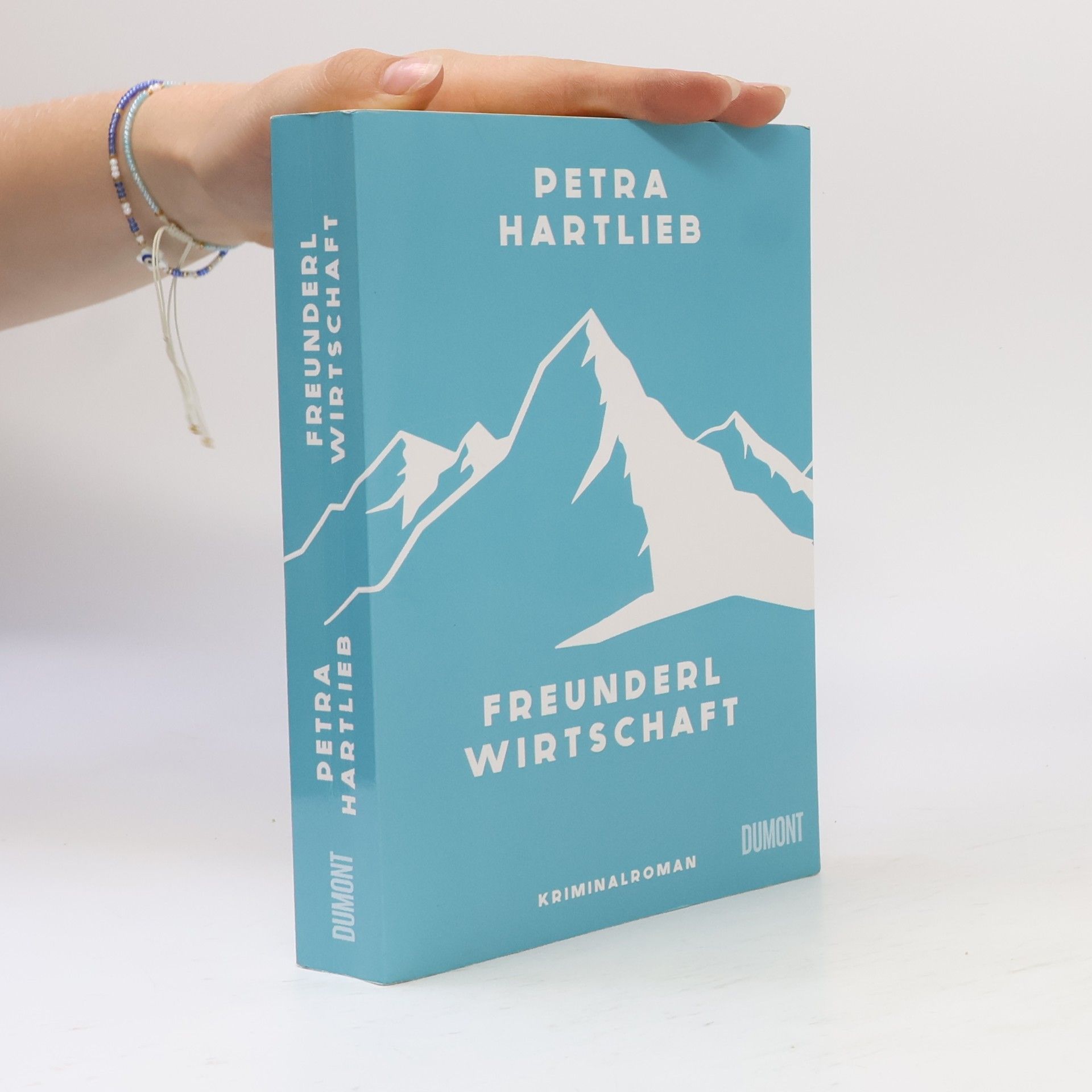 Petra Hartlieb Freunderlwirtschaft