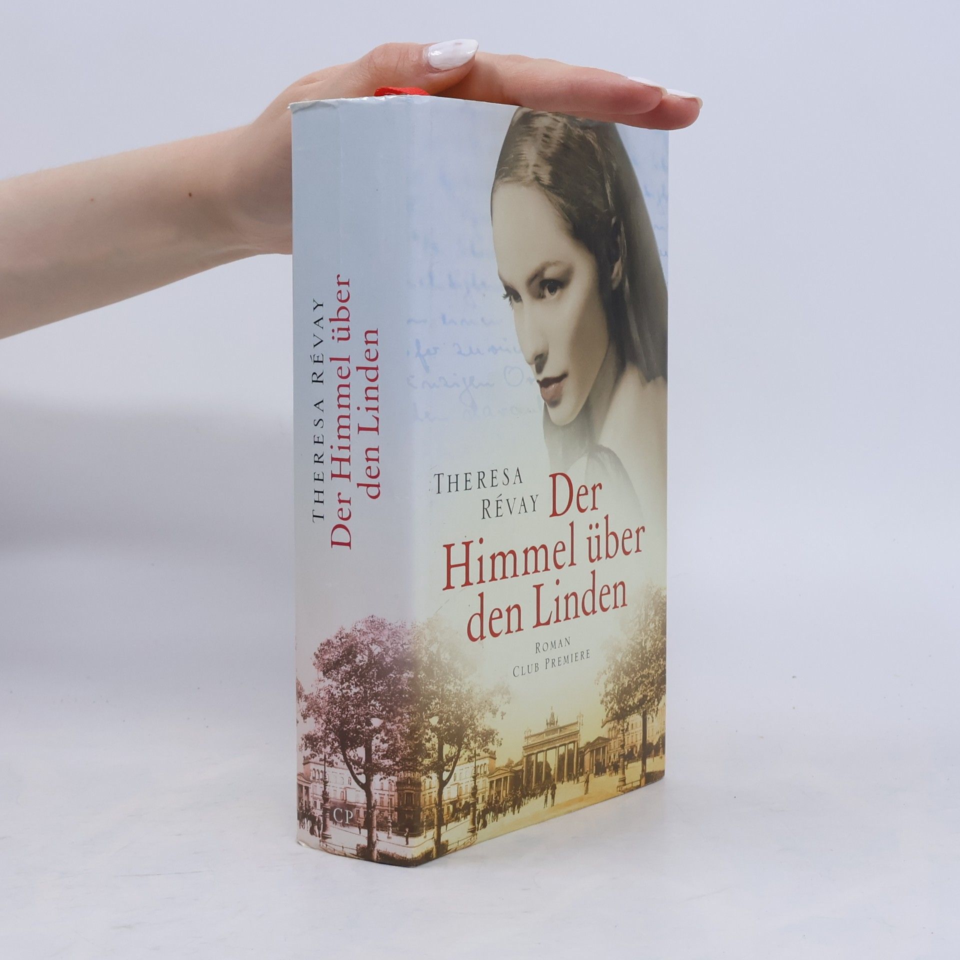 Theresa Révay Der Himmel über den Linden
