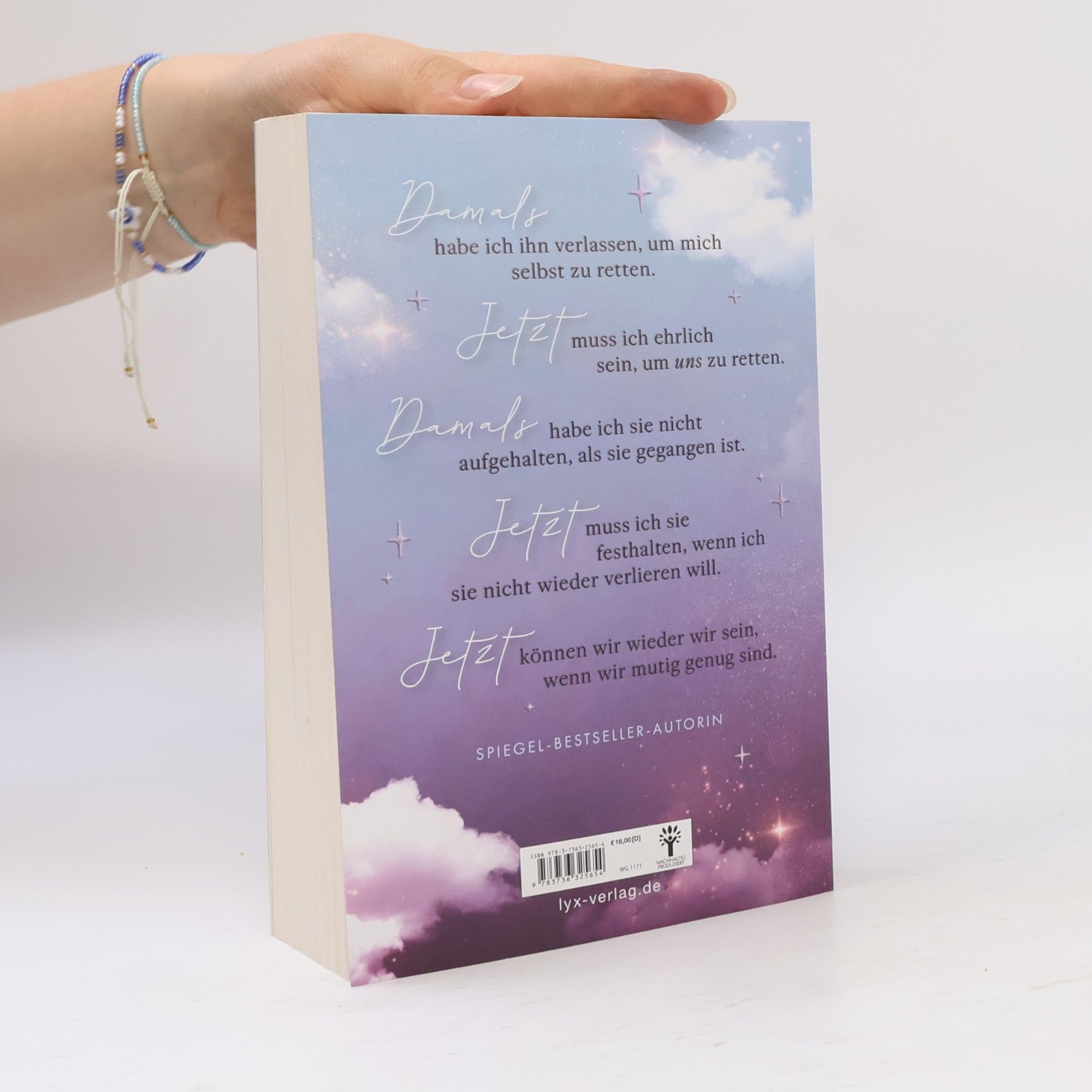 Anna Savas Between Fading Stars