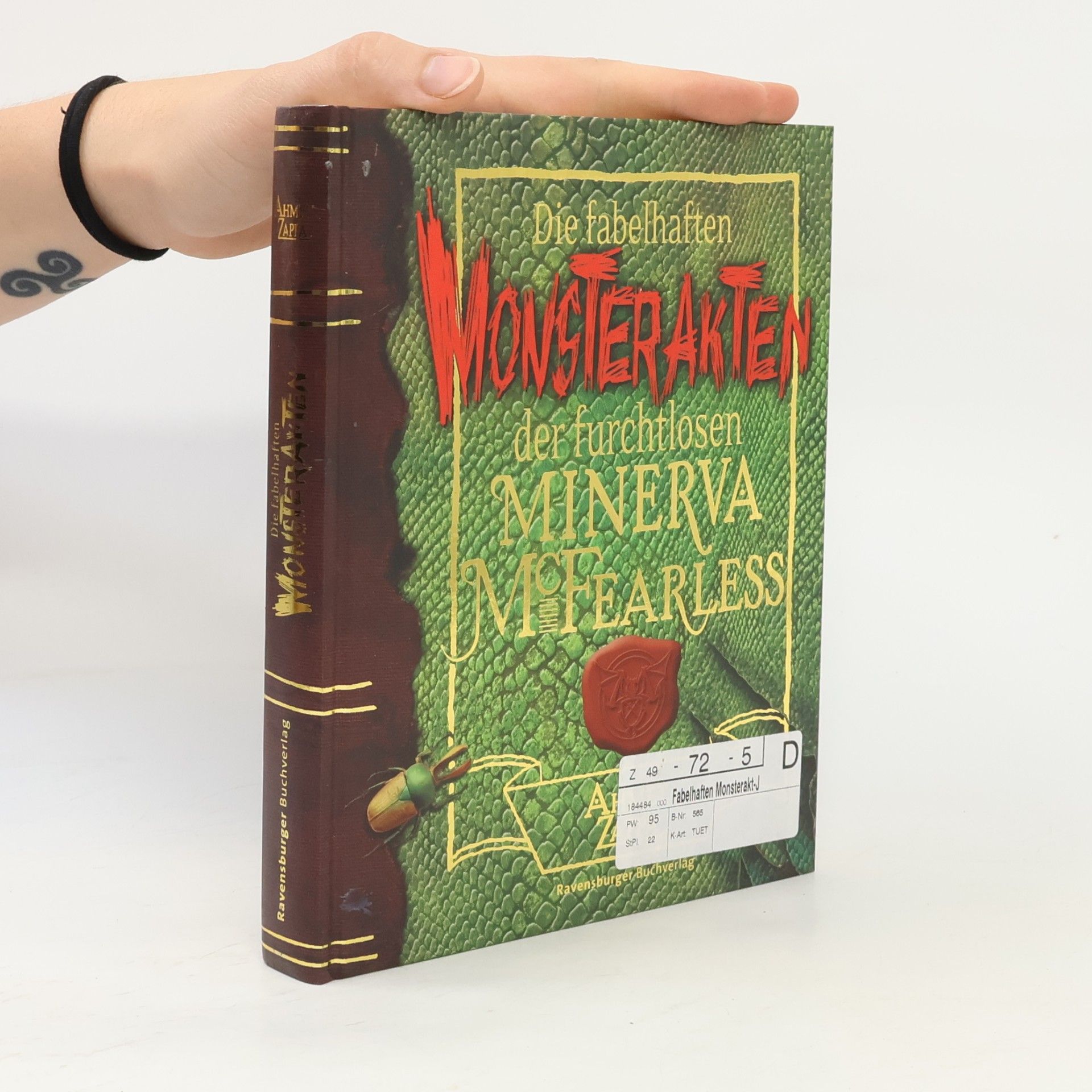Die fabelhaften Monsterakten der furchtlosen Minerva McFearless