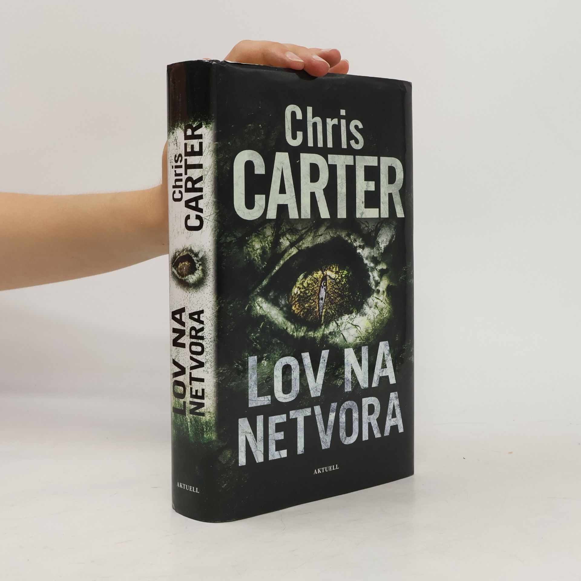 Chris Carter Lov na netvora