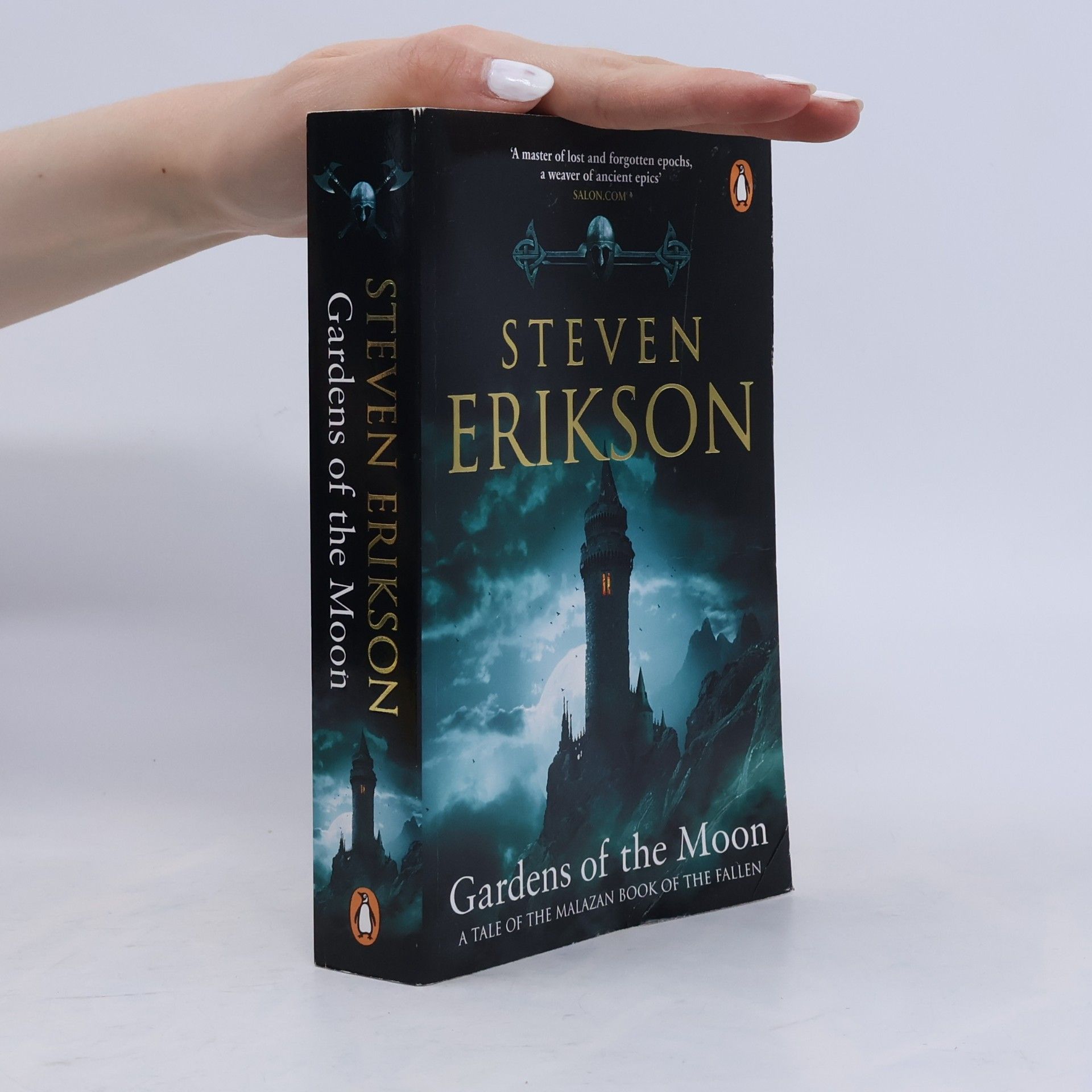 Steven Erikson Gardens of the Moon