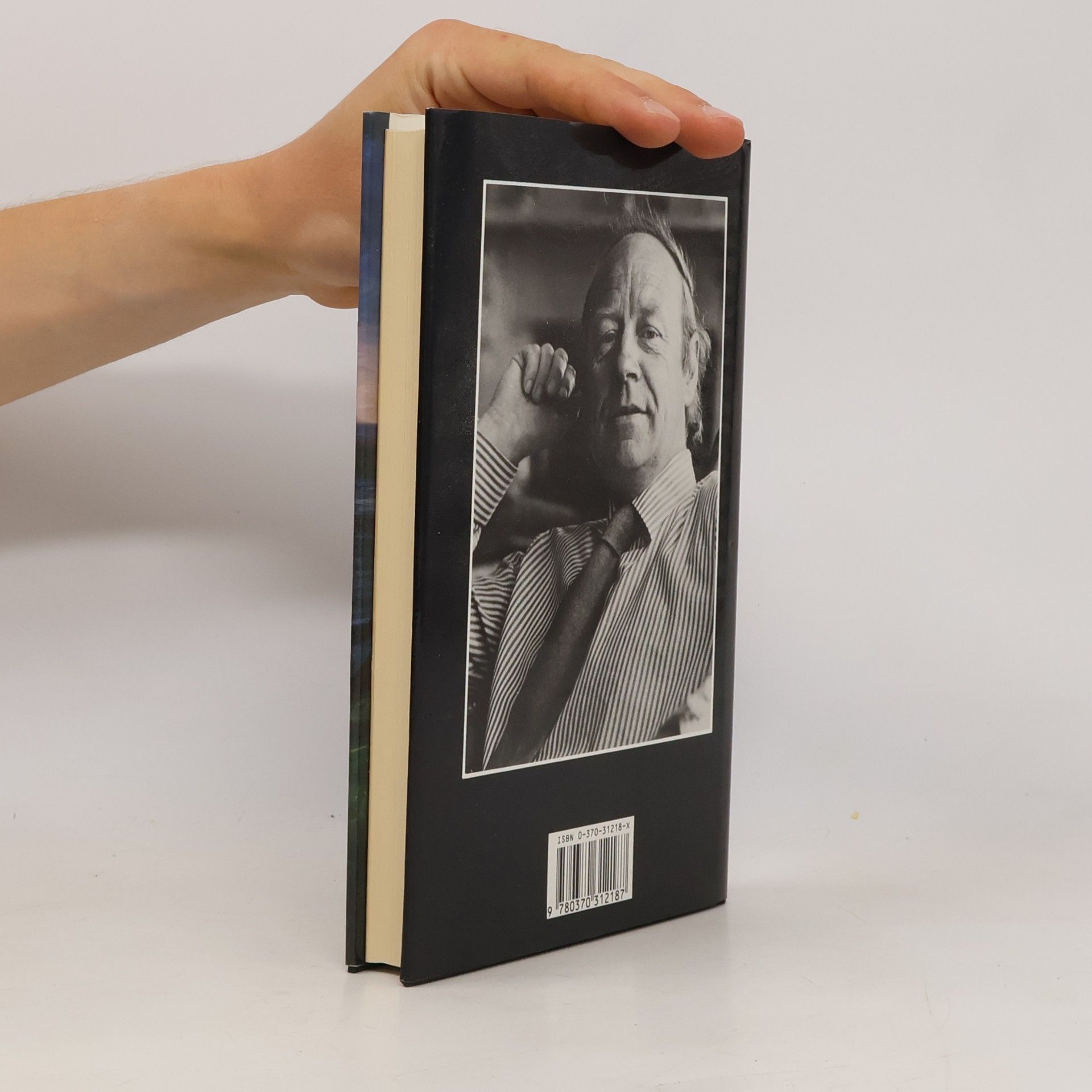 William Trevor The Silence in the Garden