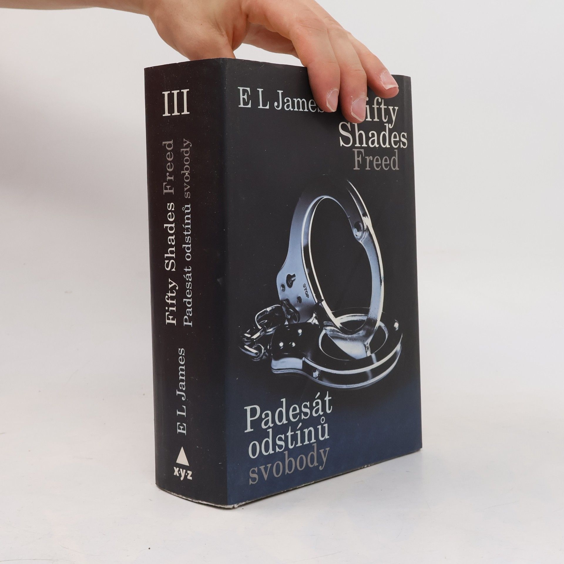 E. L. James Padesát odstínů svobody