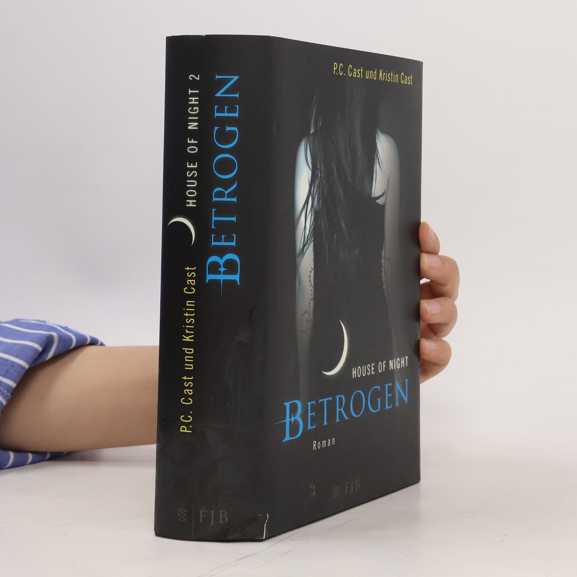 Phyllis Christine Cast House of Night 2. Betrogen