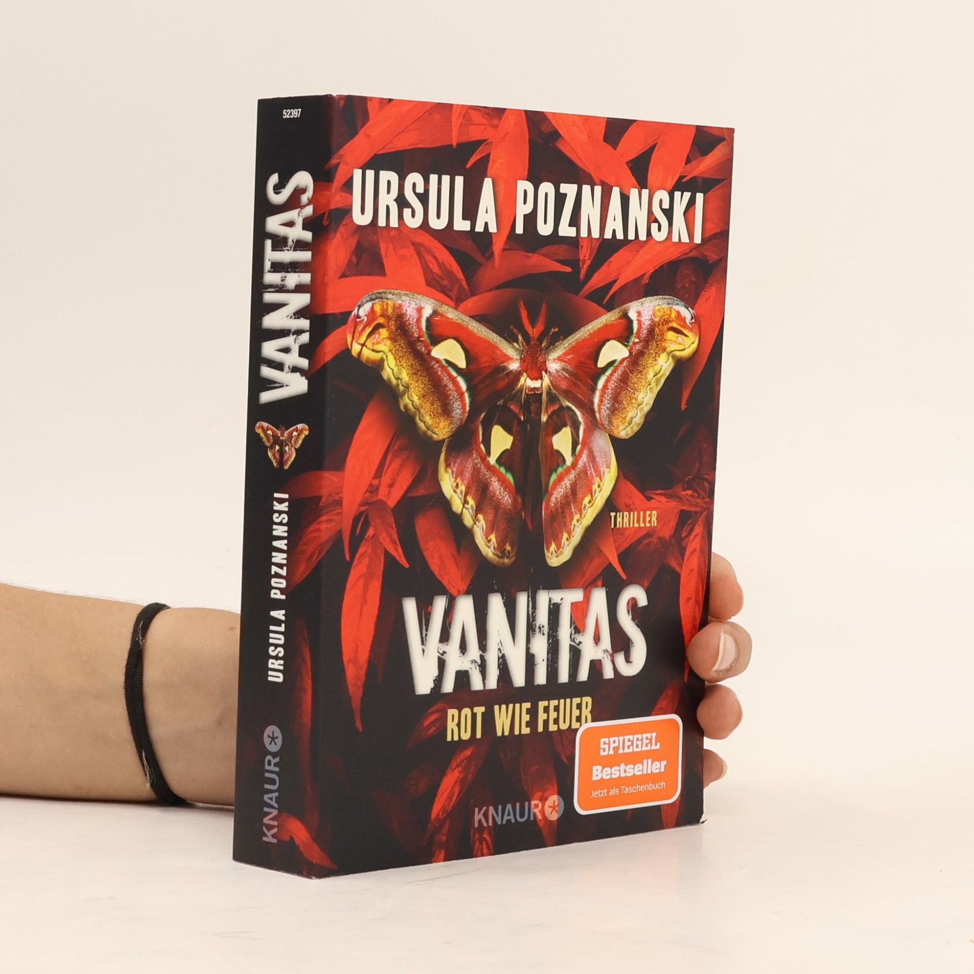 Ursula Poznanski Vanitas. Rot wie Feuer : Thriller