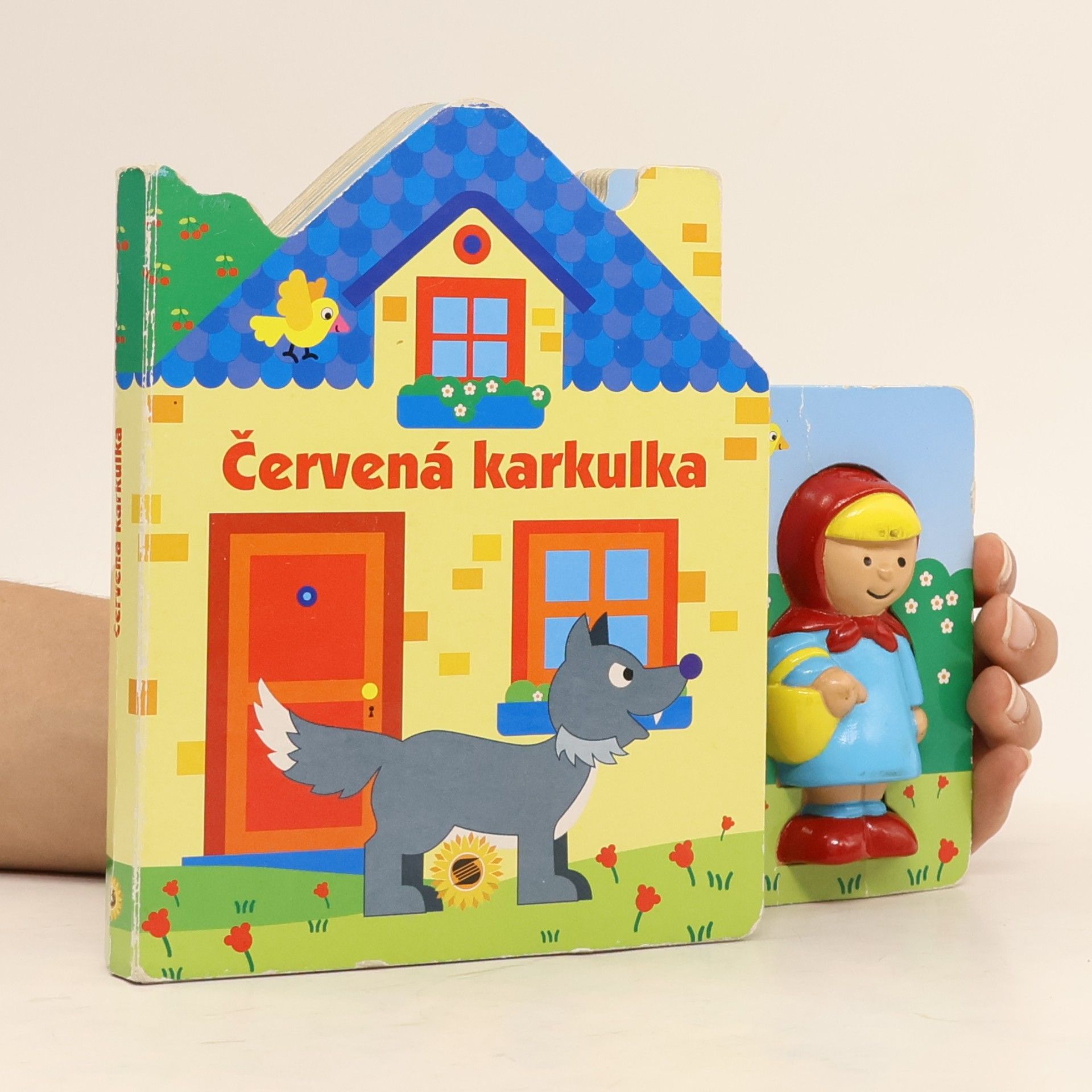 Various authors Červená Karkulka s figurkou