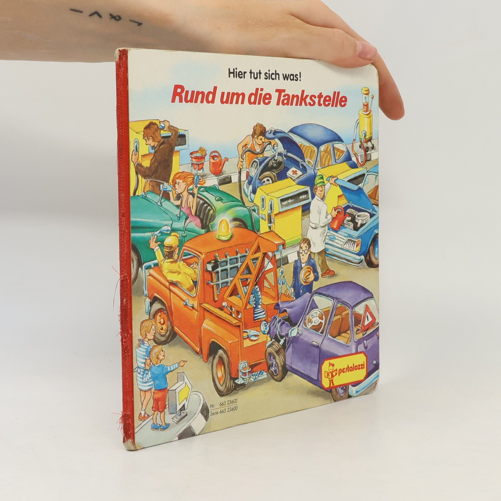 Rund um die Tankstelle