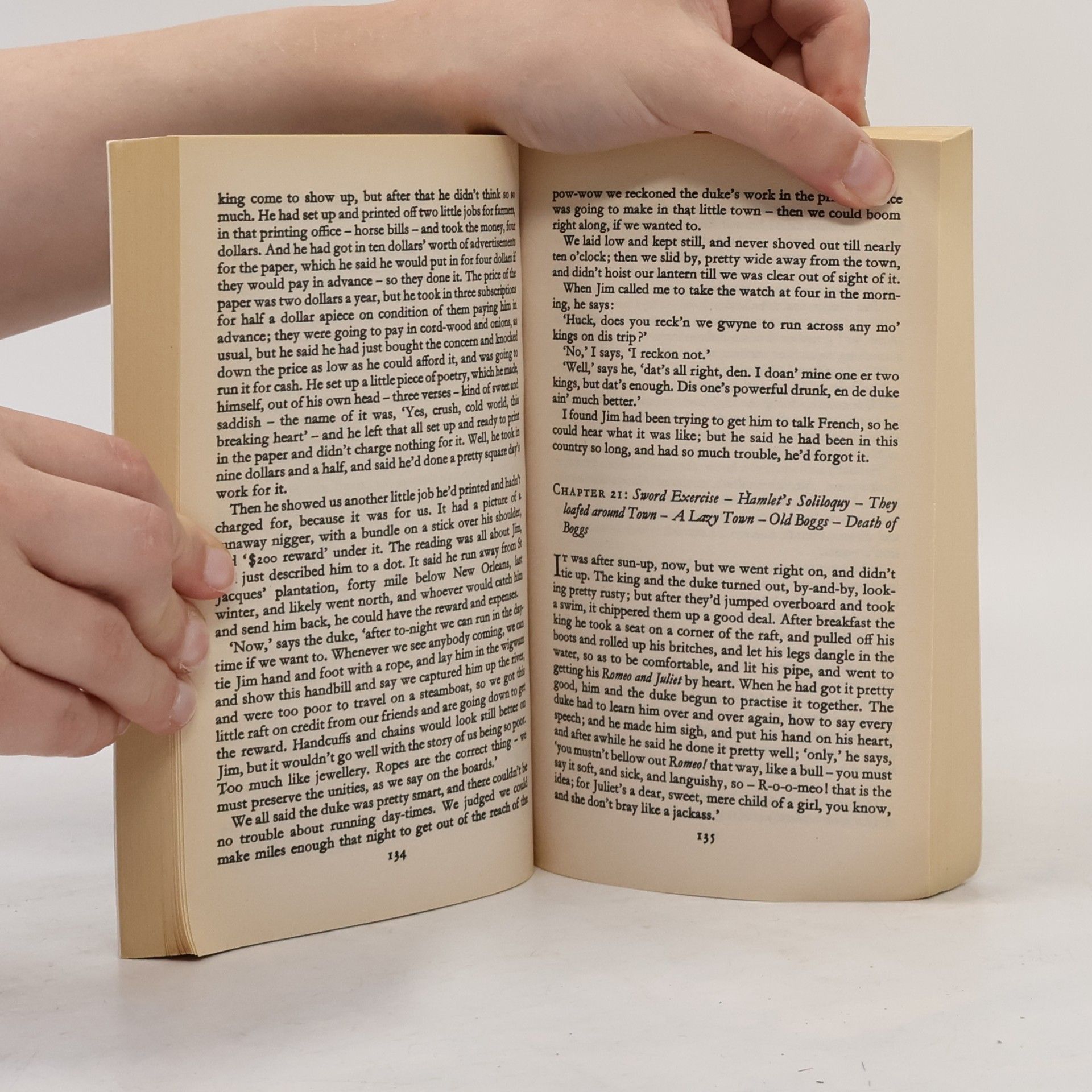 Mark Twain The adventures of Huckleberry Finn