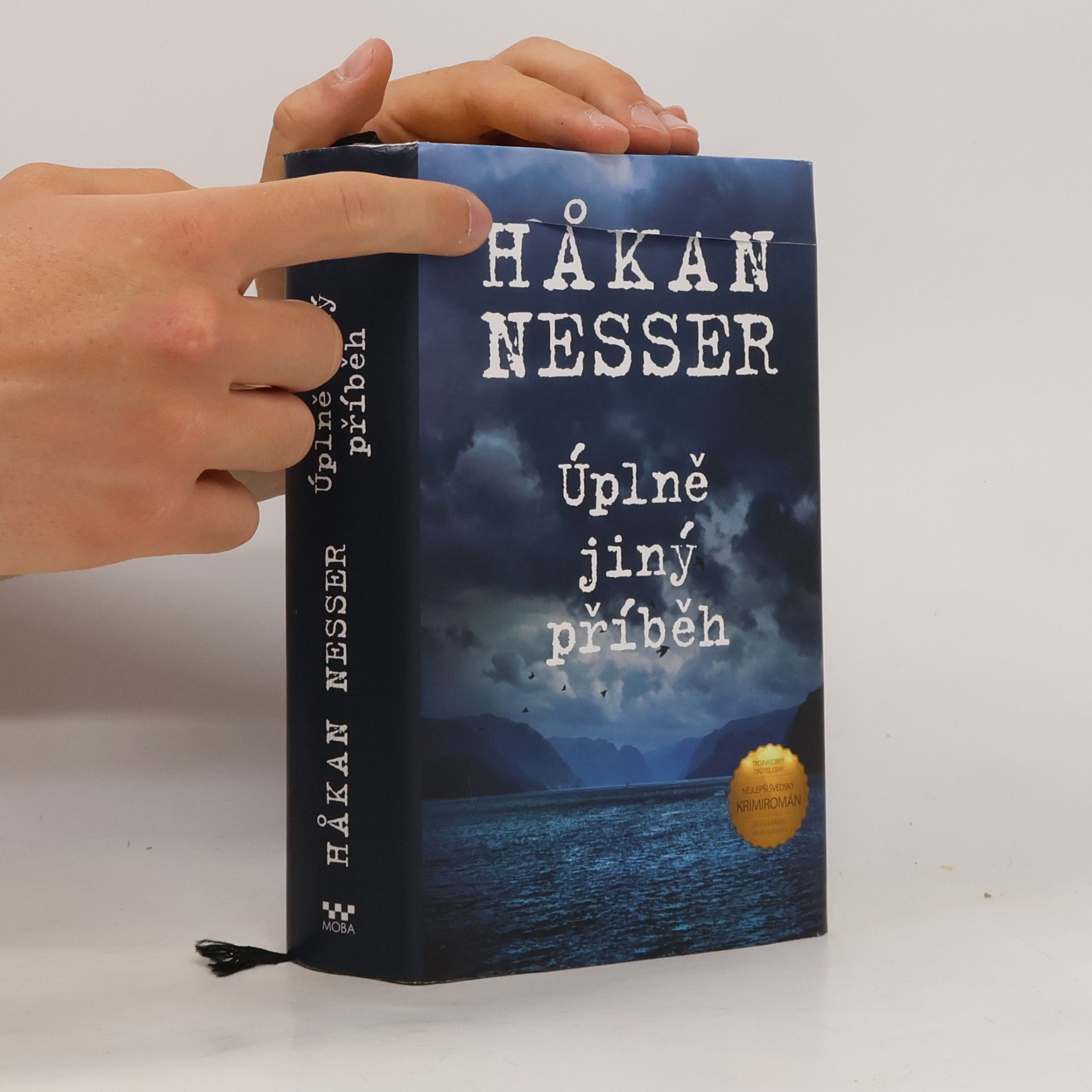 Håkan Nesser Úplně jiný příběh