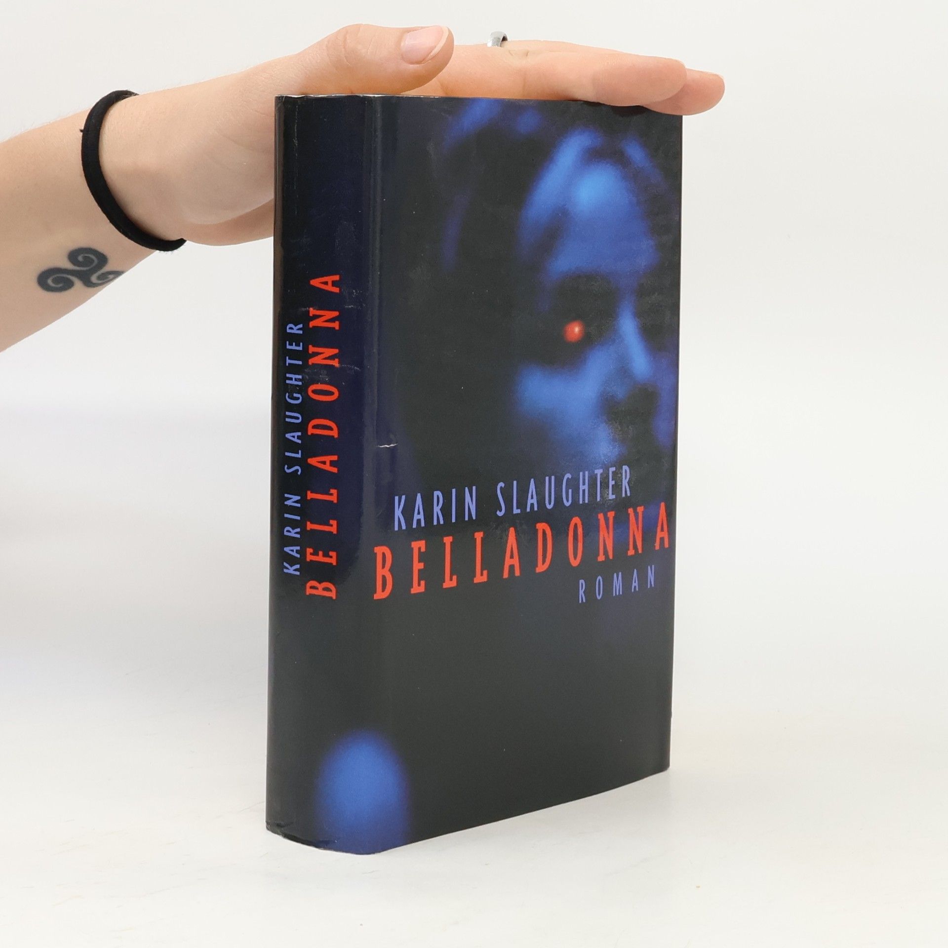 Karin Slaughter Belladonna