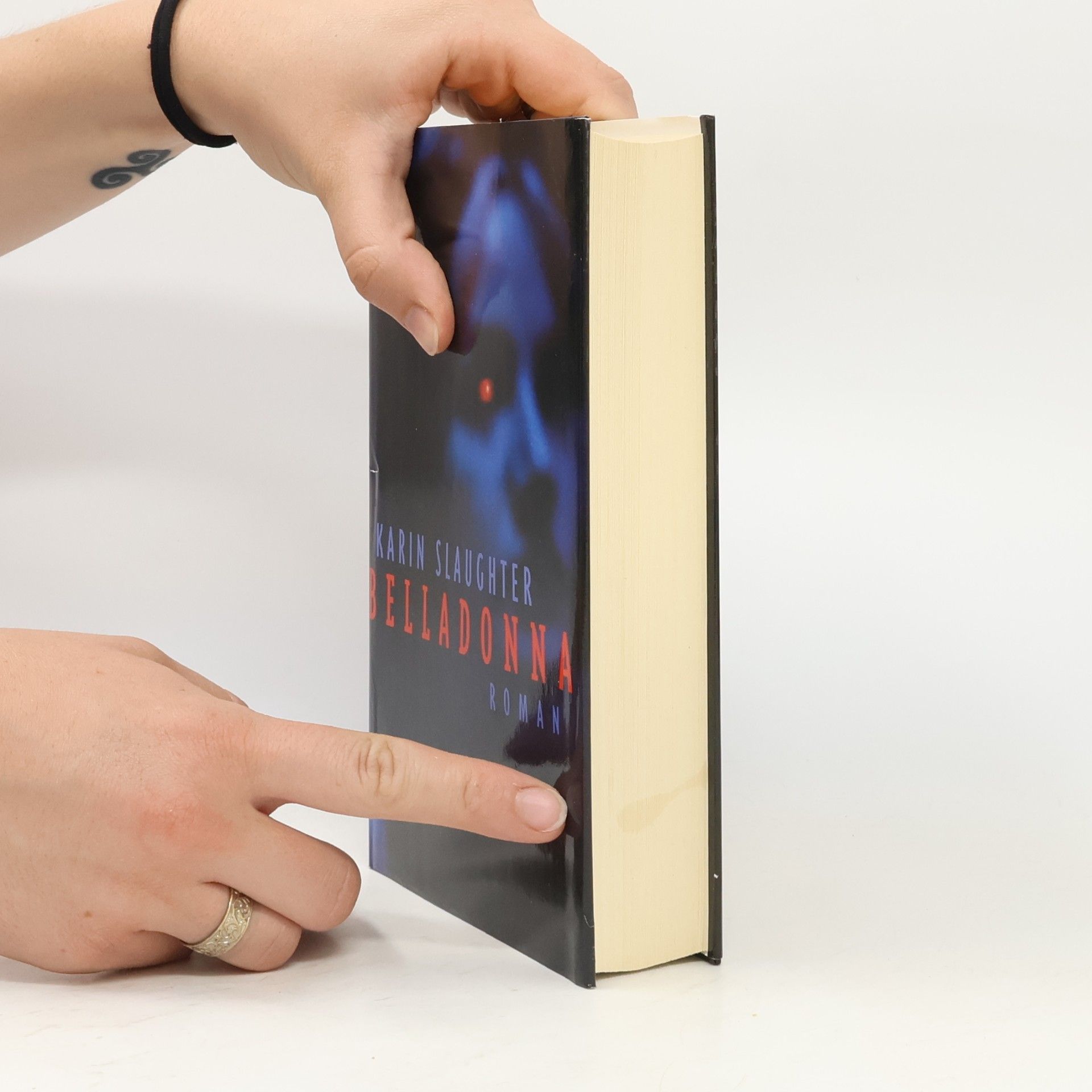 Karin Slaughter Belladonna