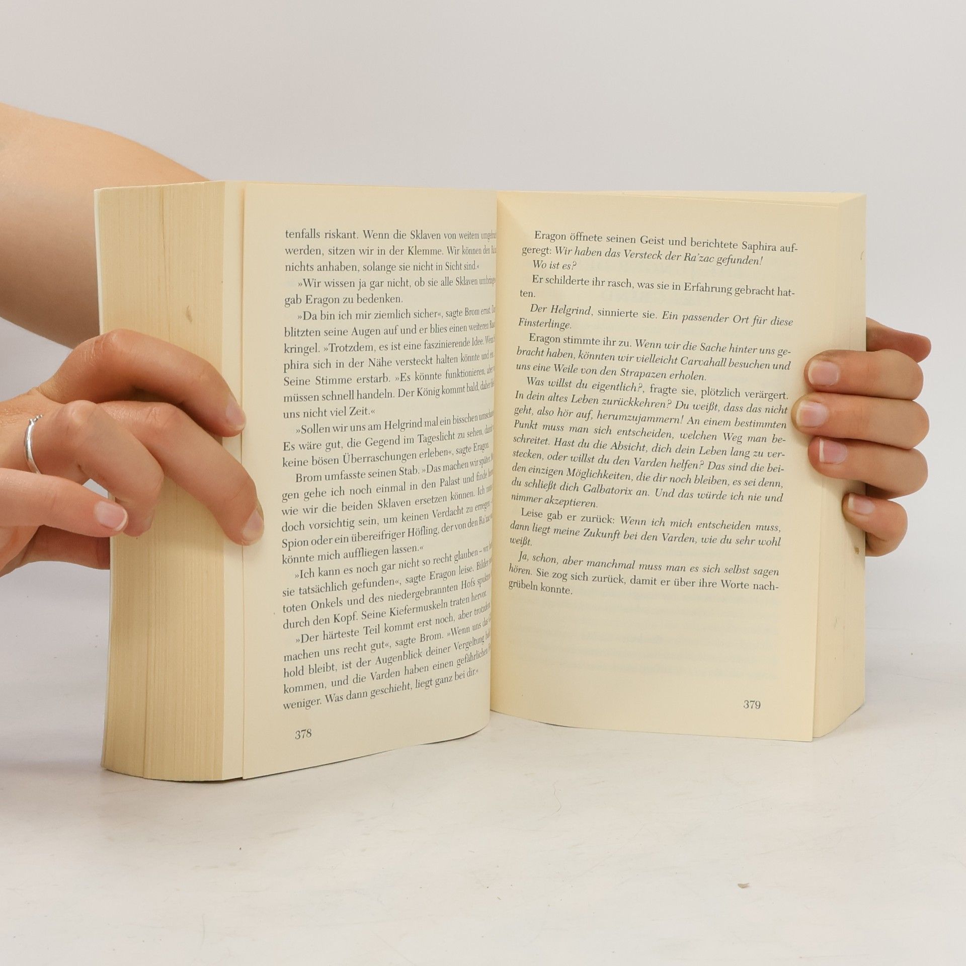 Christopher Paolini Eragon