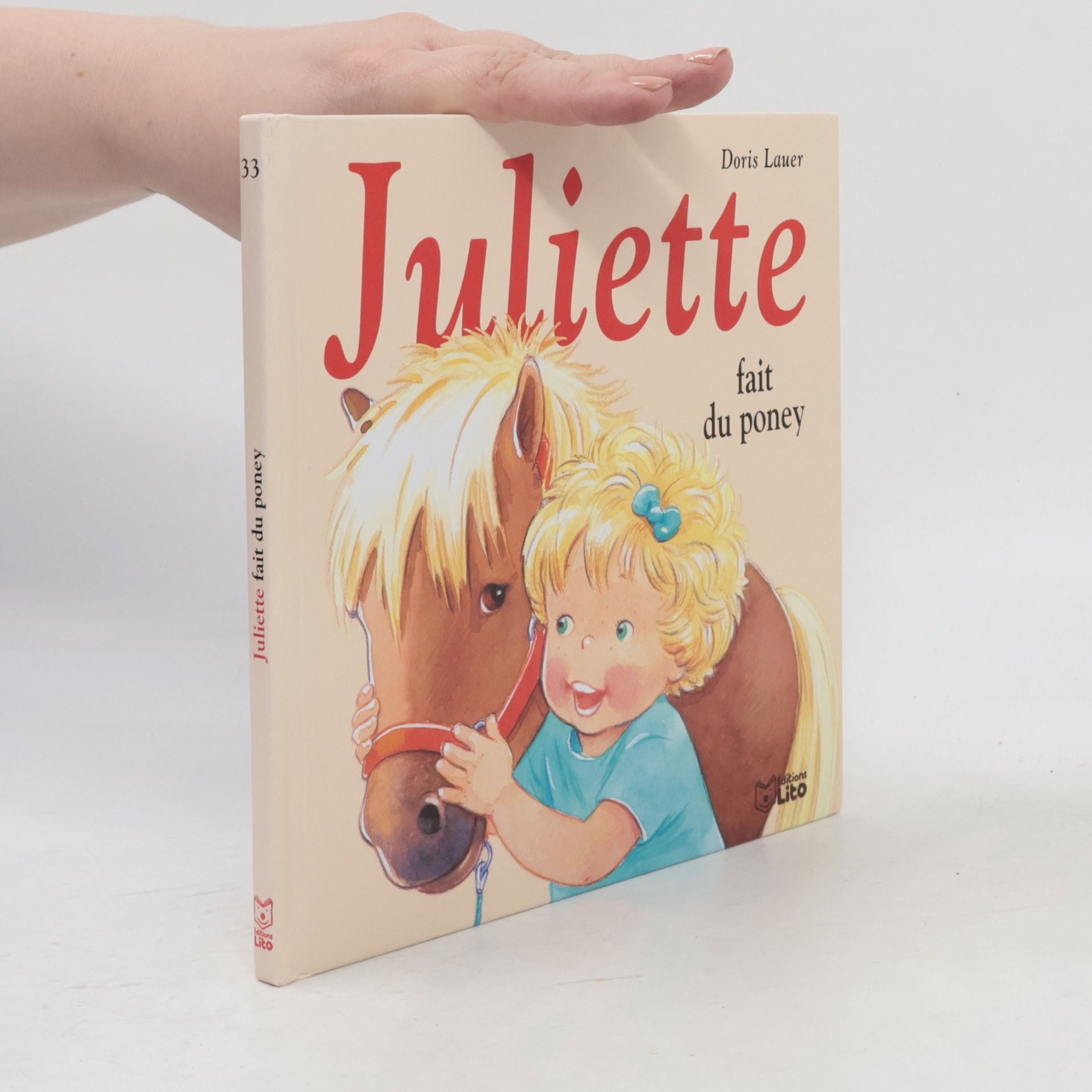 Doris Lauer Juliette fait du poney