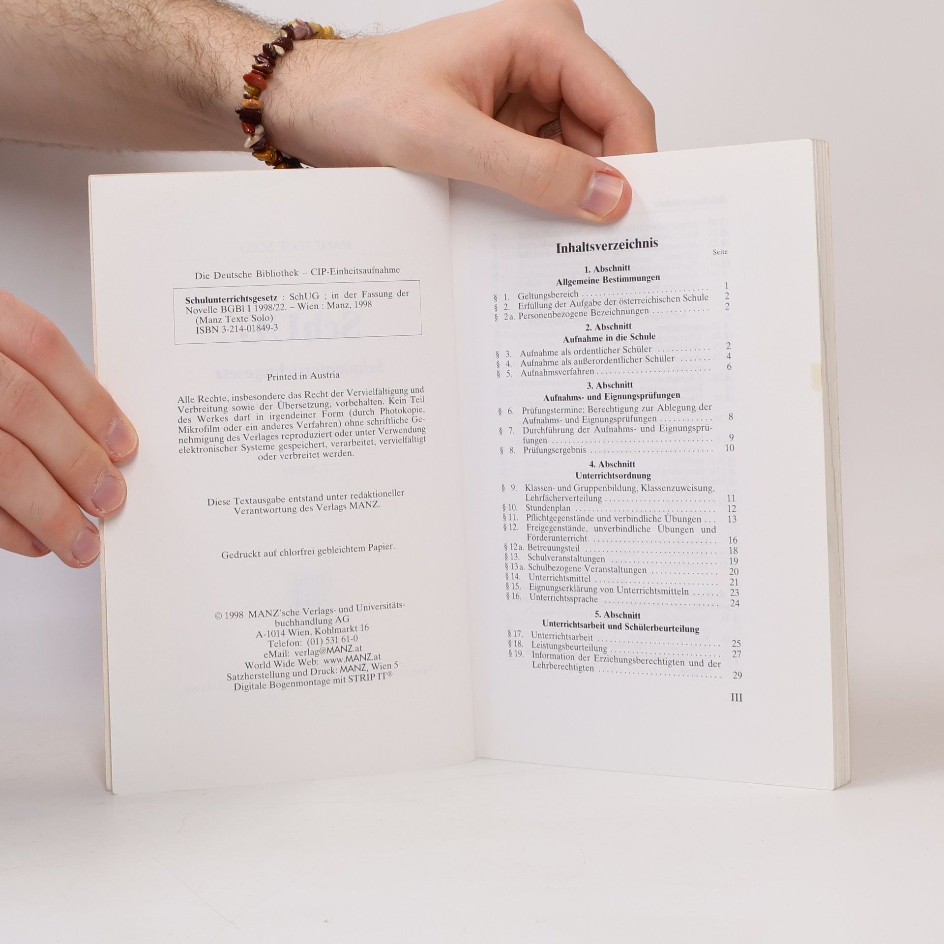 Various authors Schulunterrichtsgesetz