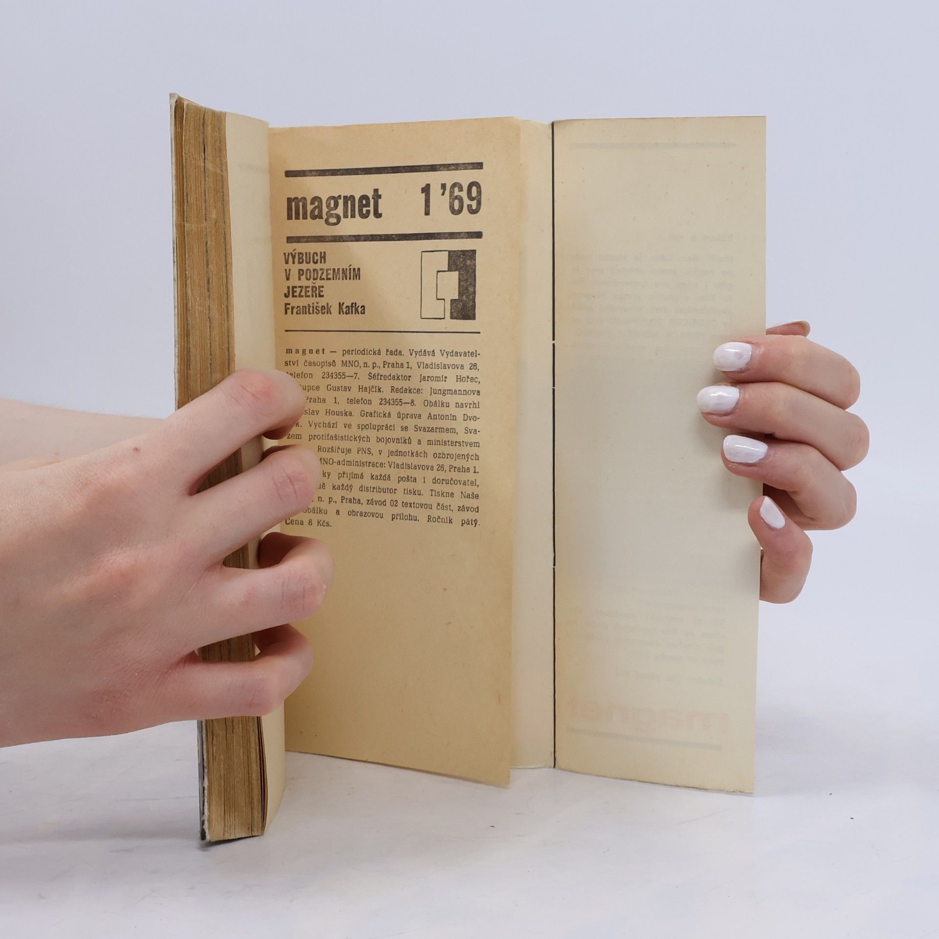 František Kafka Výbuch v podzemním jezeře