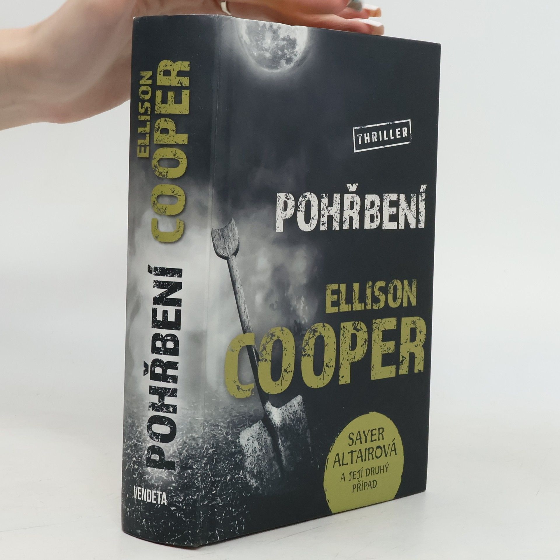 Ellison Cooper Pohřbení