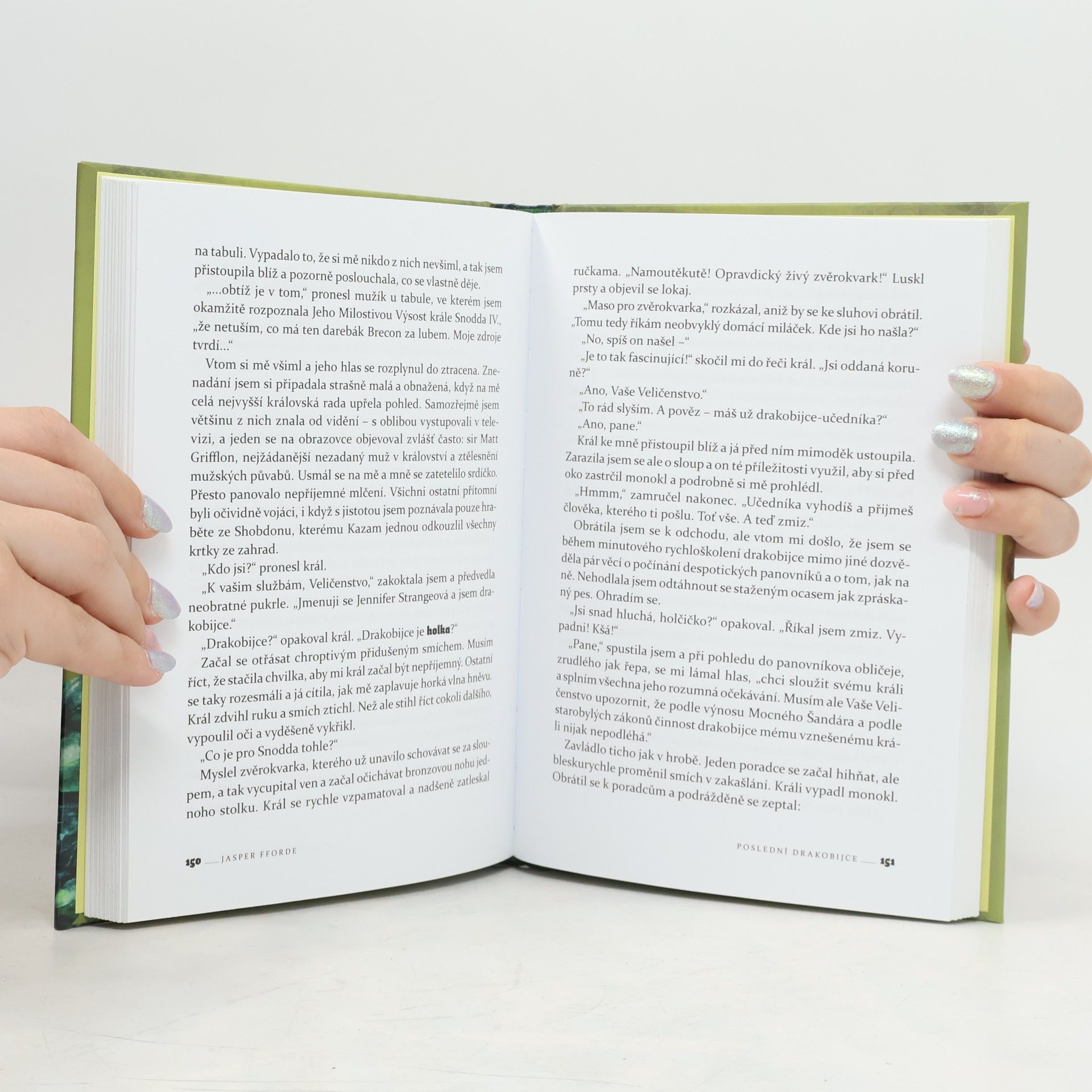 Jasper Fforde Kronika Jennifer Strangeové. Kniha první, Poslední drakobijce