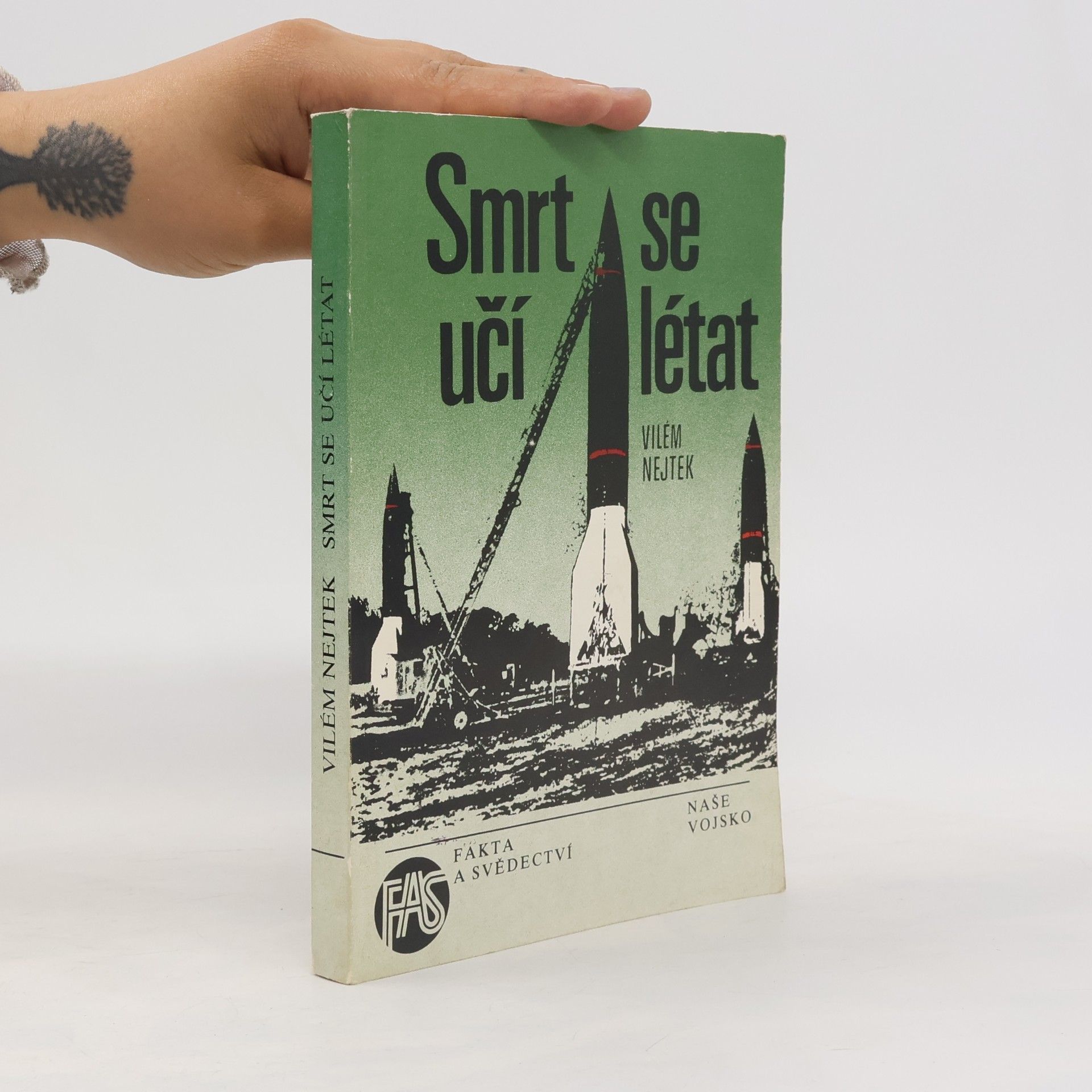 Vilém Nejtek Smrt se učí létat